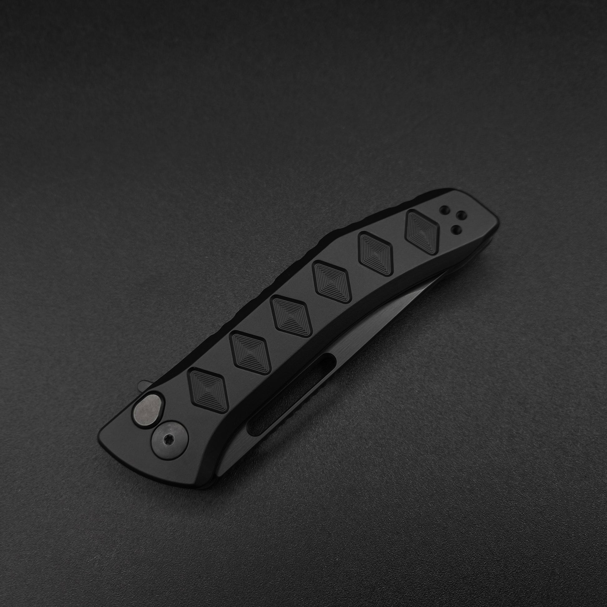 Half Face Blades Kwaiken Folder Anodized Black Handle, Black Nitride Blade 4
