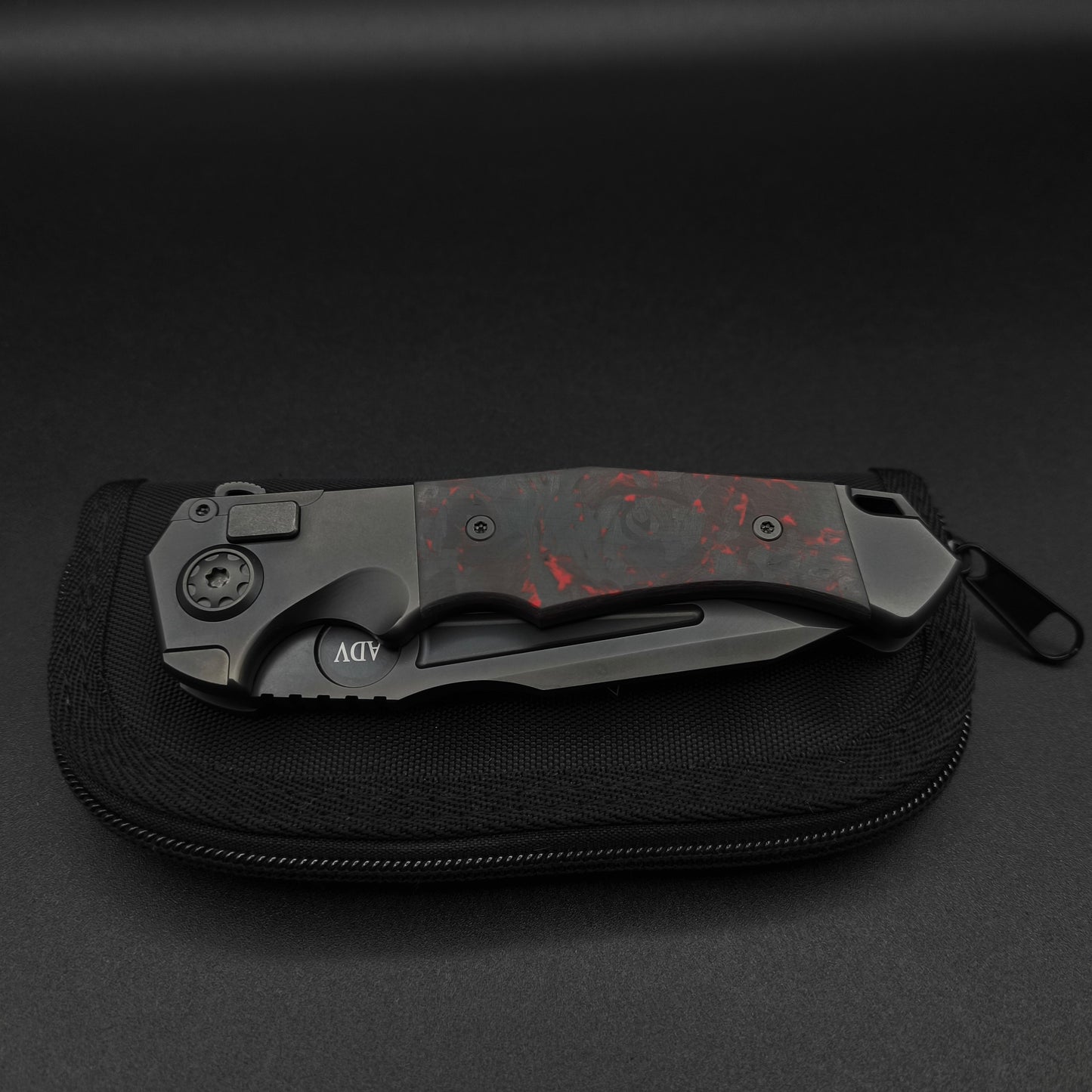 ADV Ronin All Black Titan, Red Black Carbon Fiber, M390