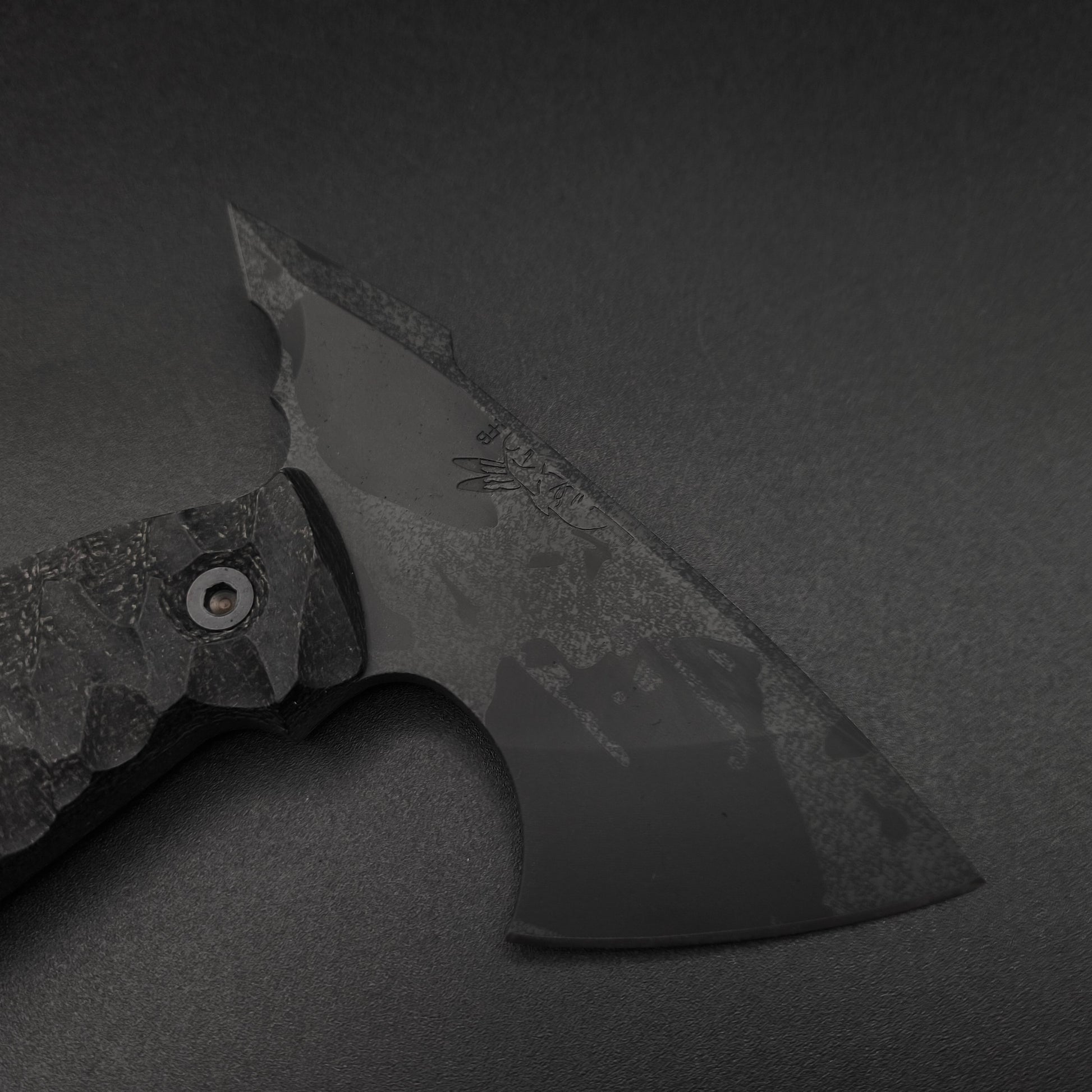 Half Face Blades Bleeding Heart Hawk Black Burlap Micarta, Urban Stone 3