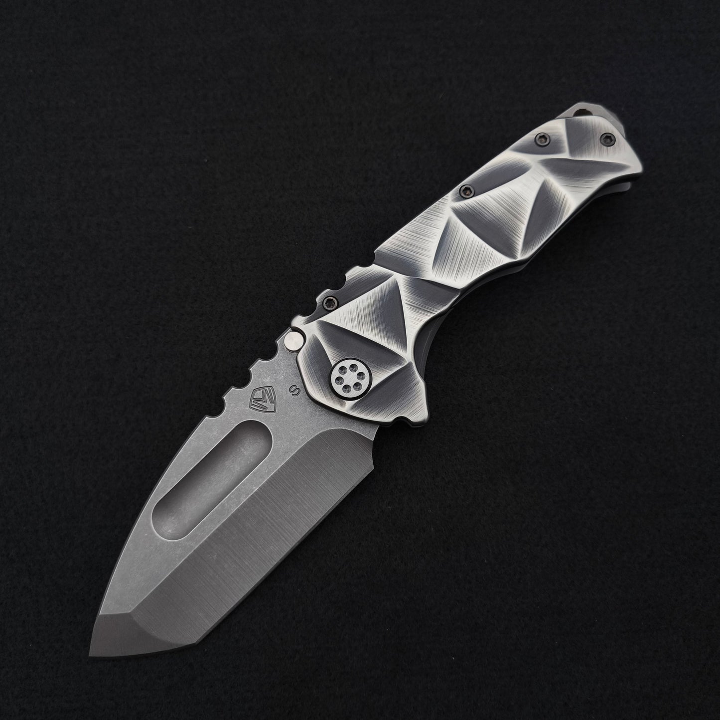 Medford Praetorian Ti Acid Distressed Tanto, Black and Silver Stained Glass 1