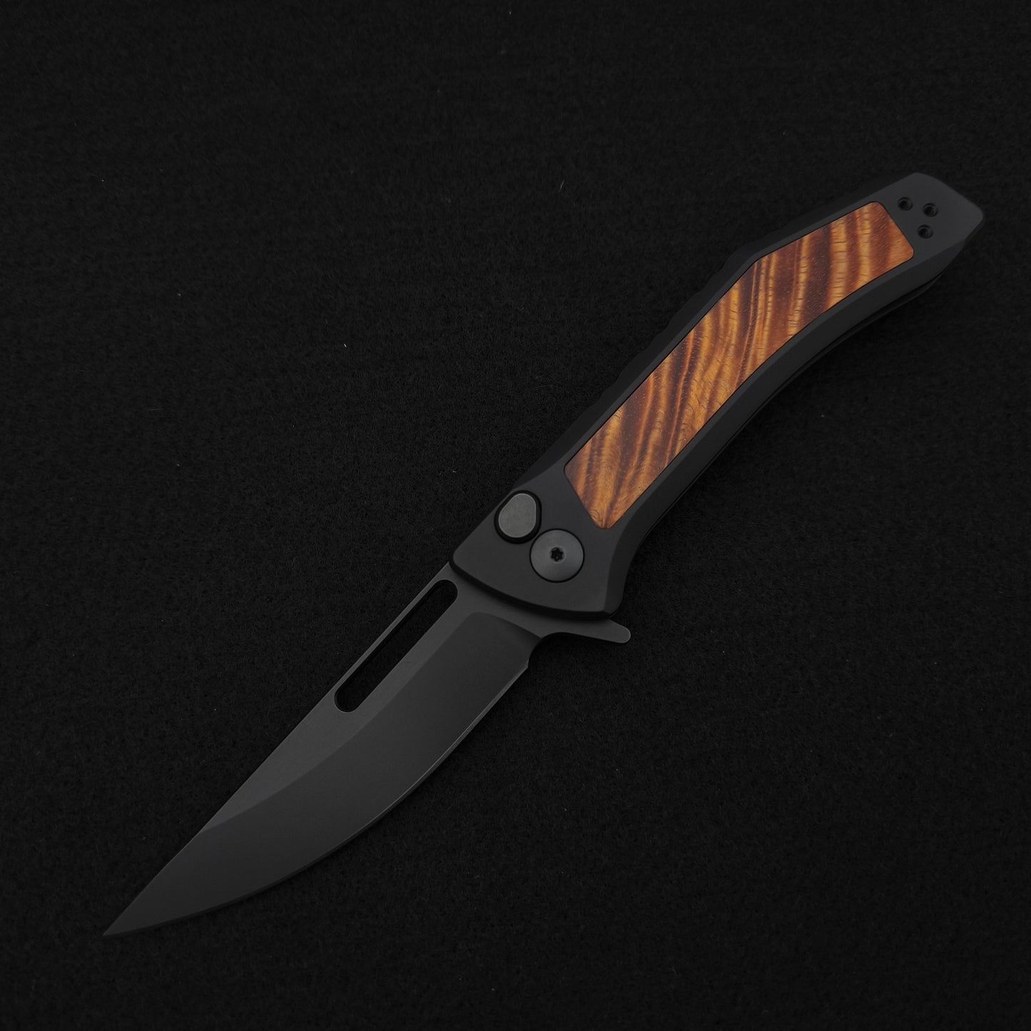 Half Face Blades Custom Kwaiken Folder Hawaiian Curly Koa, Anodized Black Handle 2