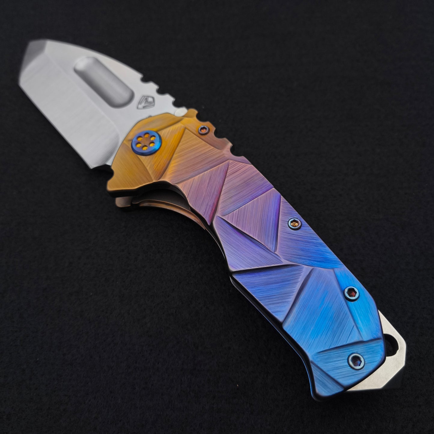 Medford Praetorian Ti Tanto, Bronze Blue Fade Stained Glass 3
