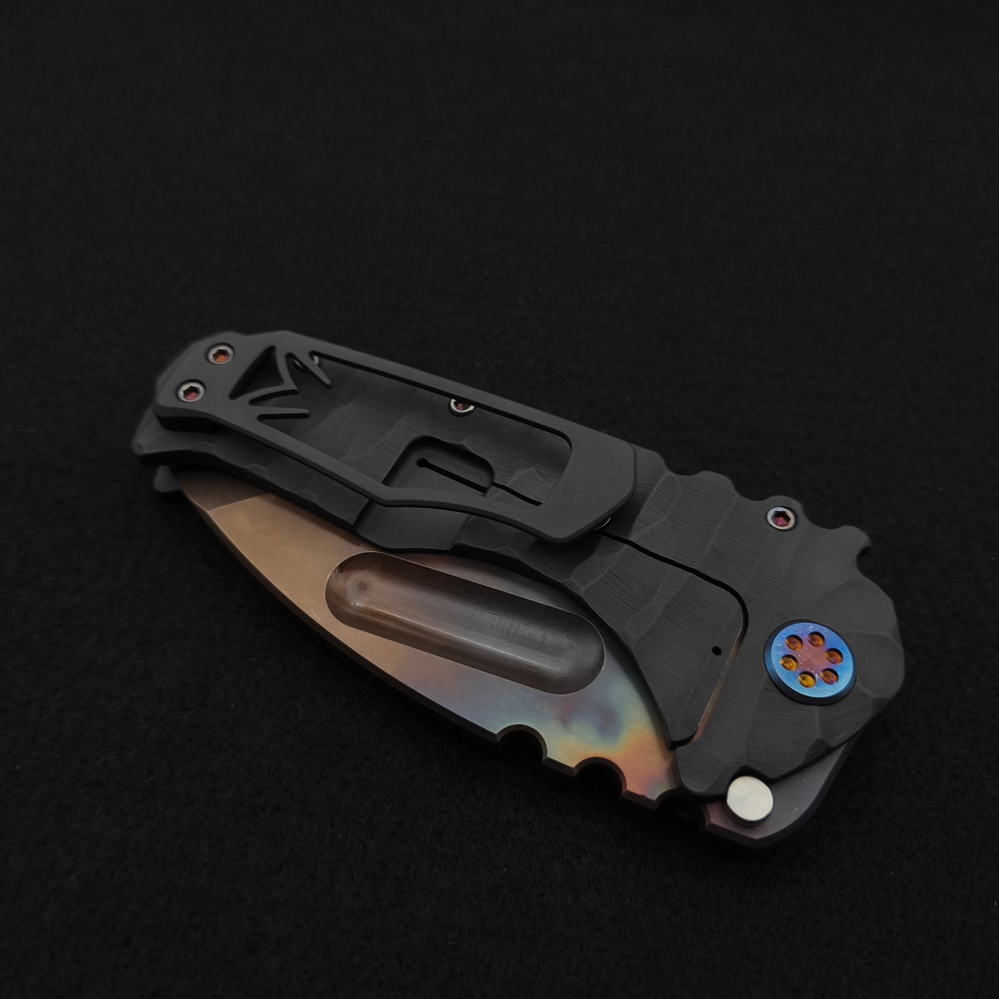 Medford Praetorian Ti, Vulcan Tanto, DLC Twisted Predator 5