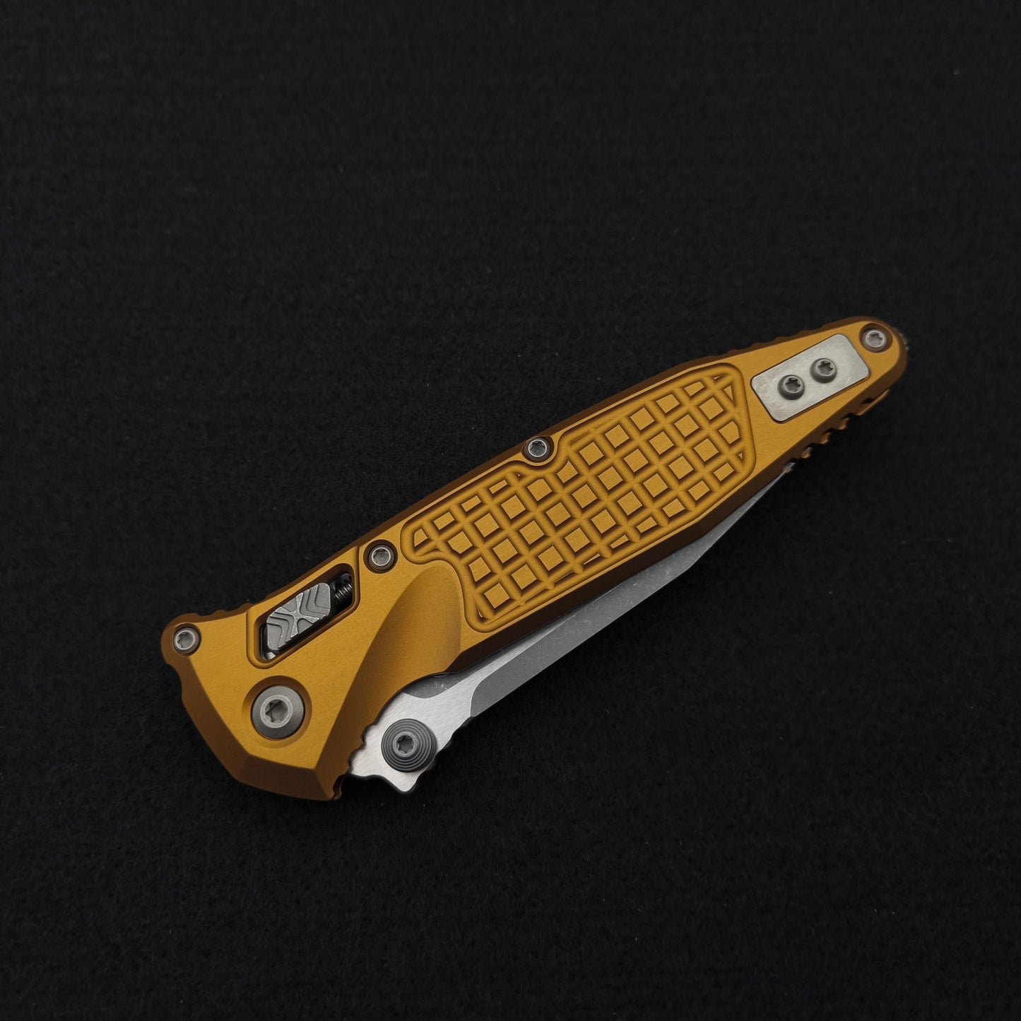 Microtech Knives Socom RAM-LOK S/E Frag Tan Apocalyptic 3