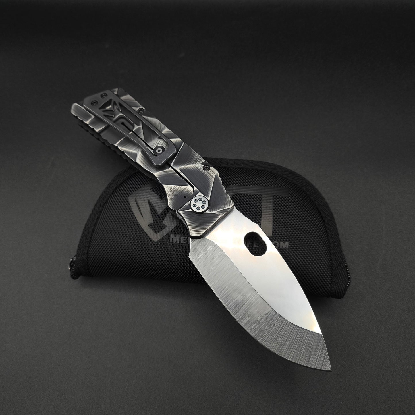 Medford Fat Daddy, Black with Silver Stained Glass