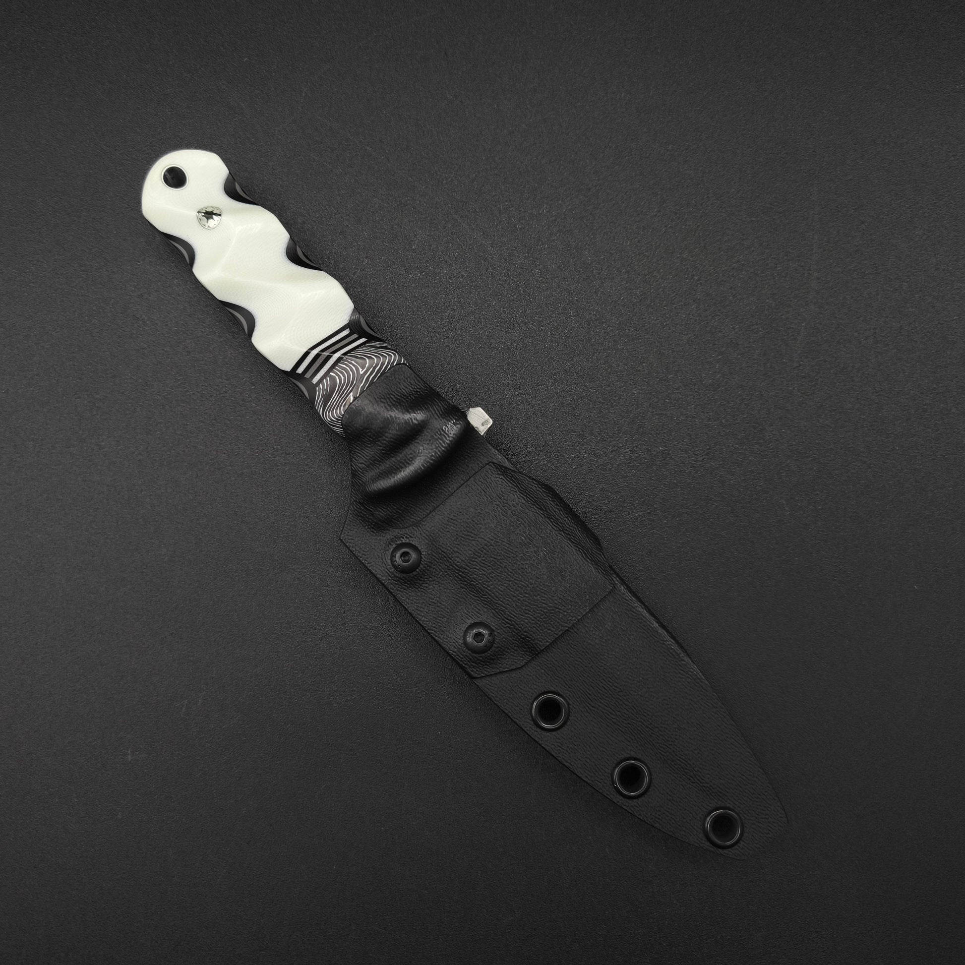 Half Face Blades Combat Dagger White Storm FAT Carbon 5