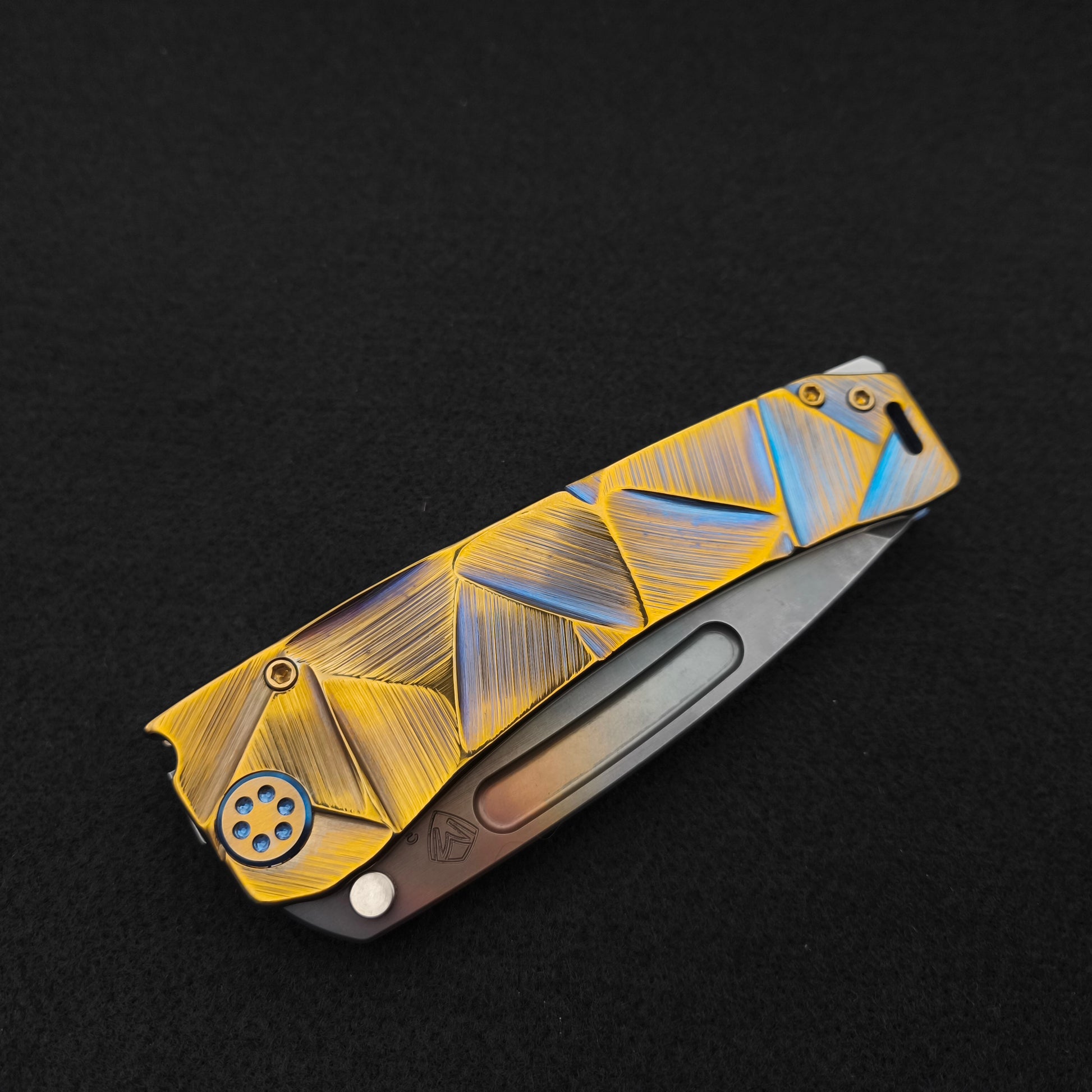 Medford Marauder, Full Size, Vulcan Tanto, Light Blue Bronze Stained Glass 3