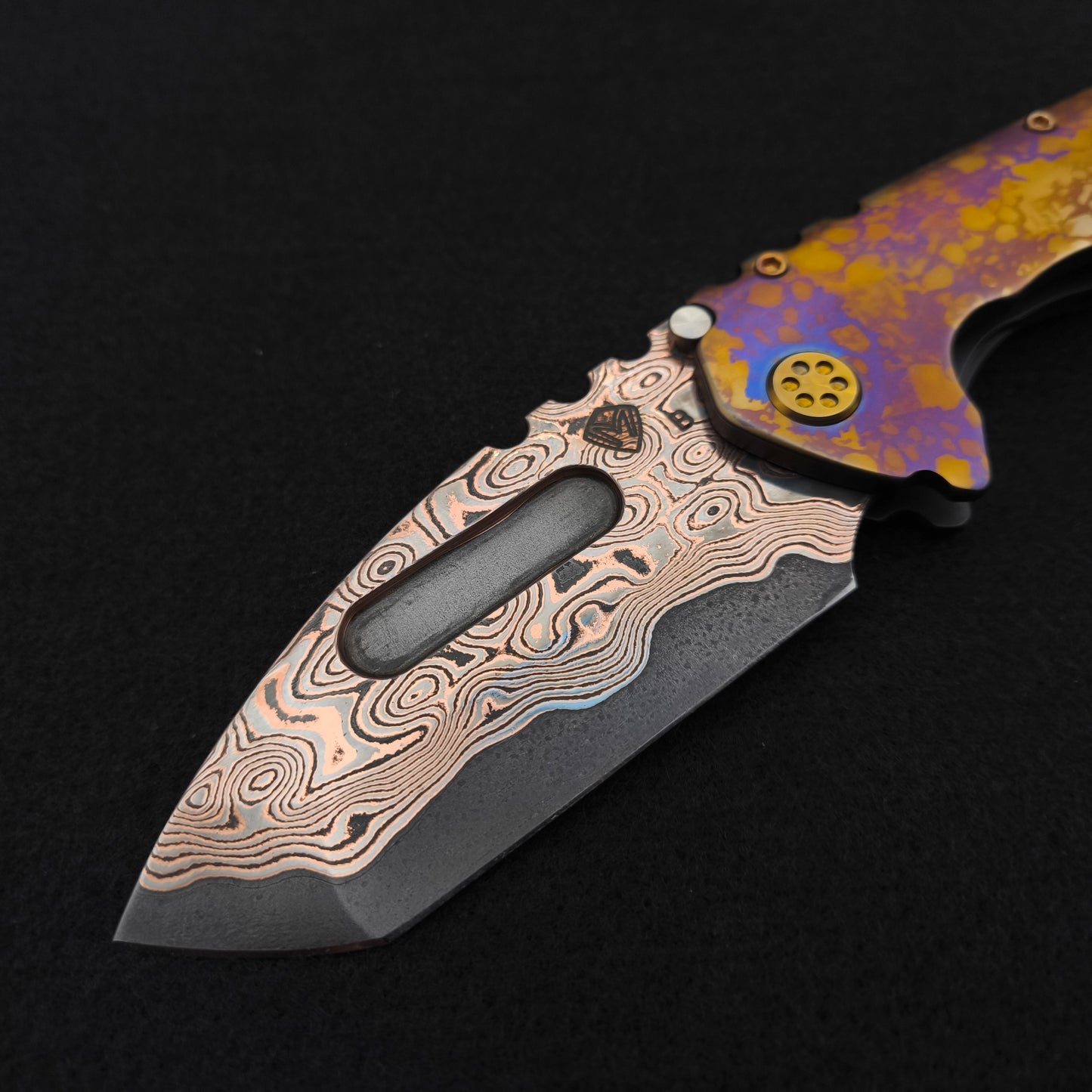 Medford Praetorian FAF, Baker Forge Copper Damascus Tanto, Sponge Ano Radius 3