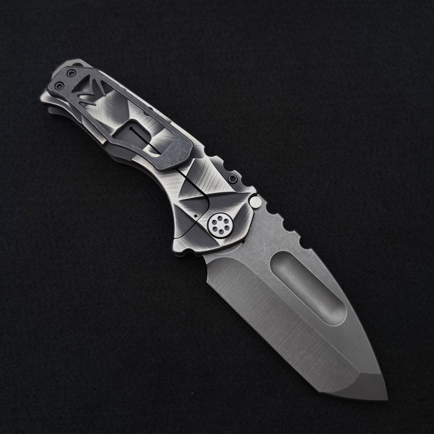 Medford Praetorian Ti Acid Distressed Tanto, Black and Silver Stained Glass 2