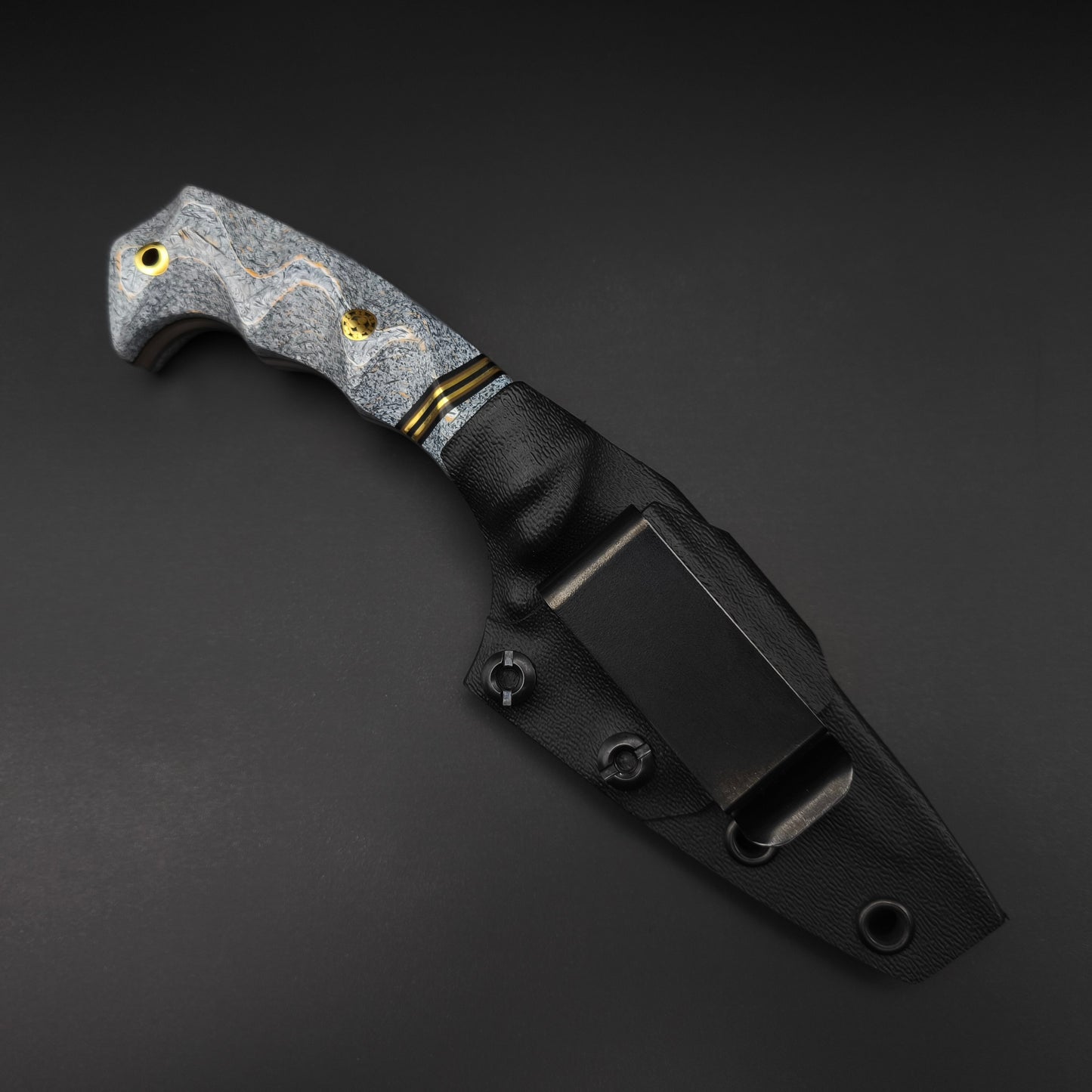 Half Face Blades HUMINT 3" Shred Carbon, Black G10, Earth G10 and Brass Split 3