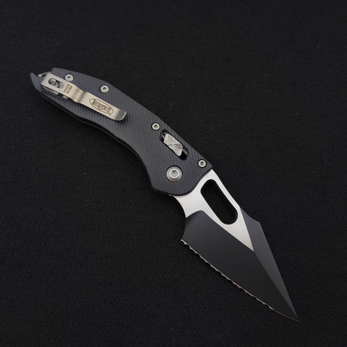 Microtech Stitch S/E Ram Lok Black Full Serrated M390MK two-tone