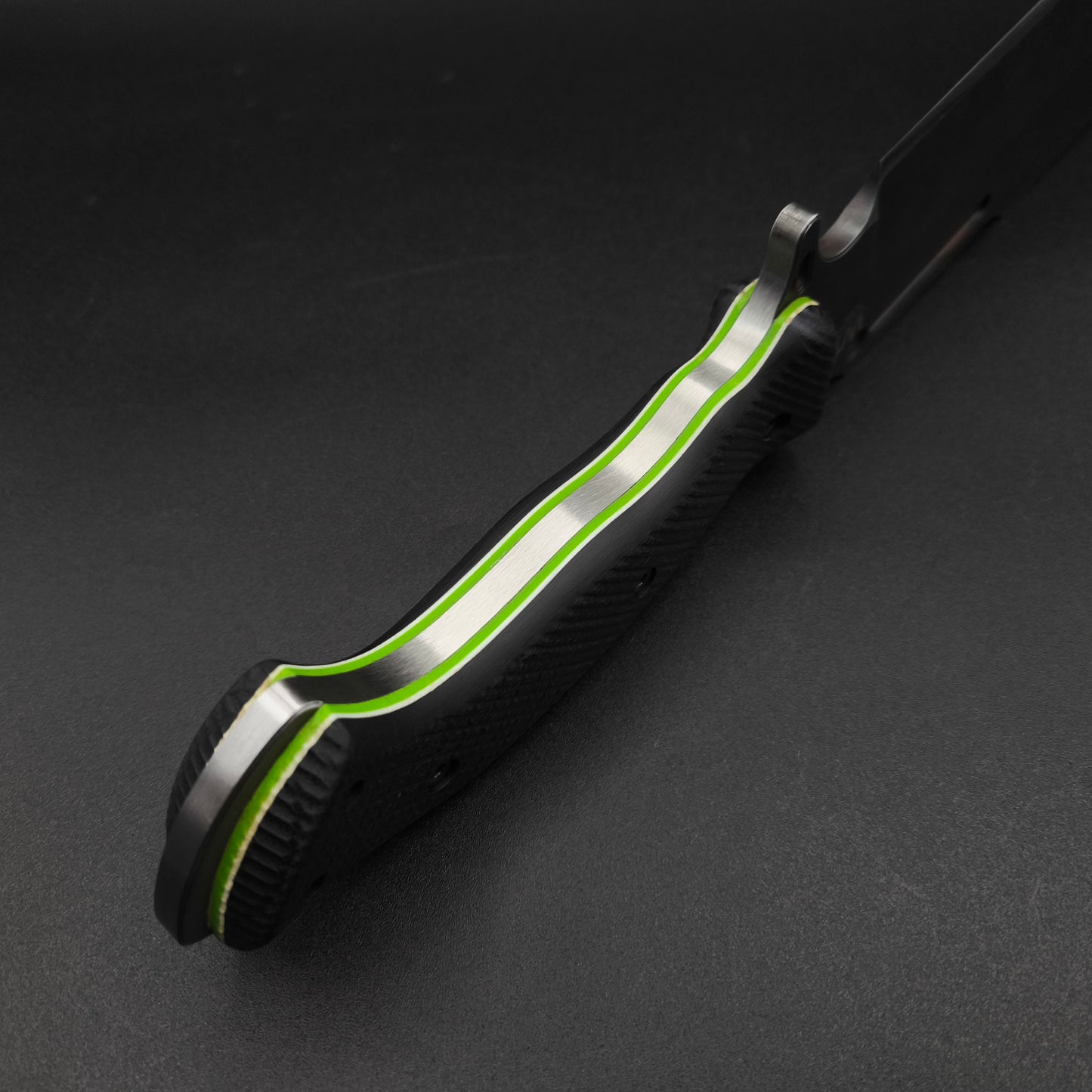 Work Tuff Gear Ares Gen 2, Devil Apo, Black Gator, Green White Liner 3