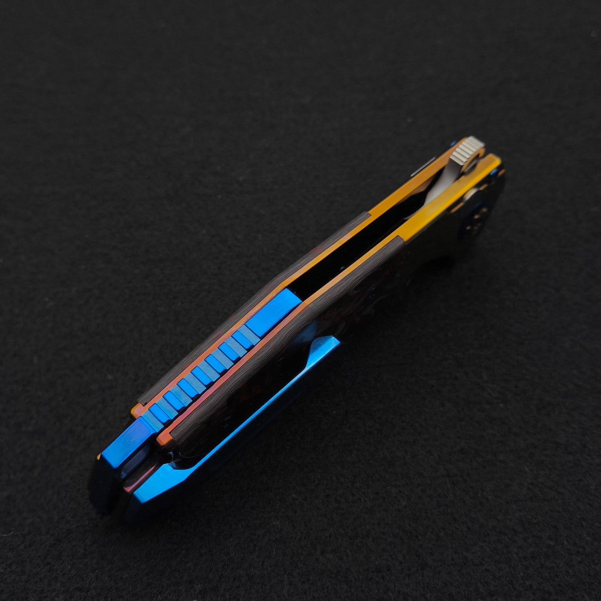 ADV Ronin Gold/Bronze, Carbon Fiber with Red Cross 3