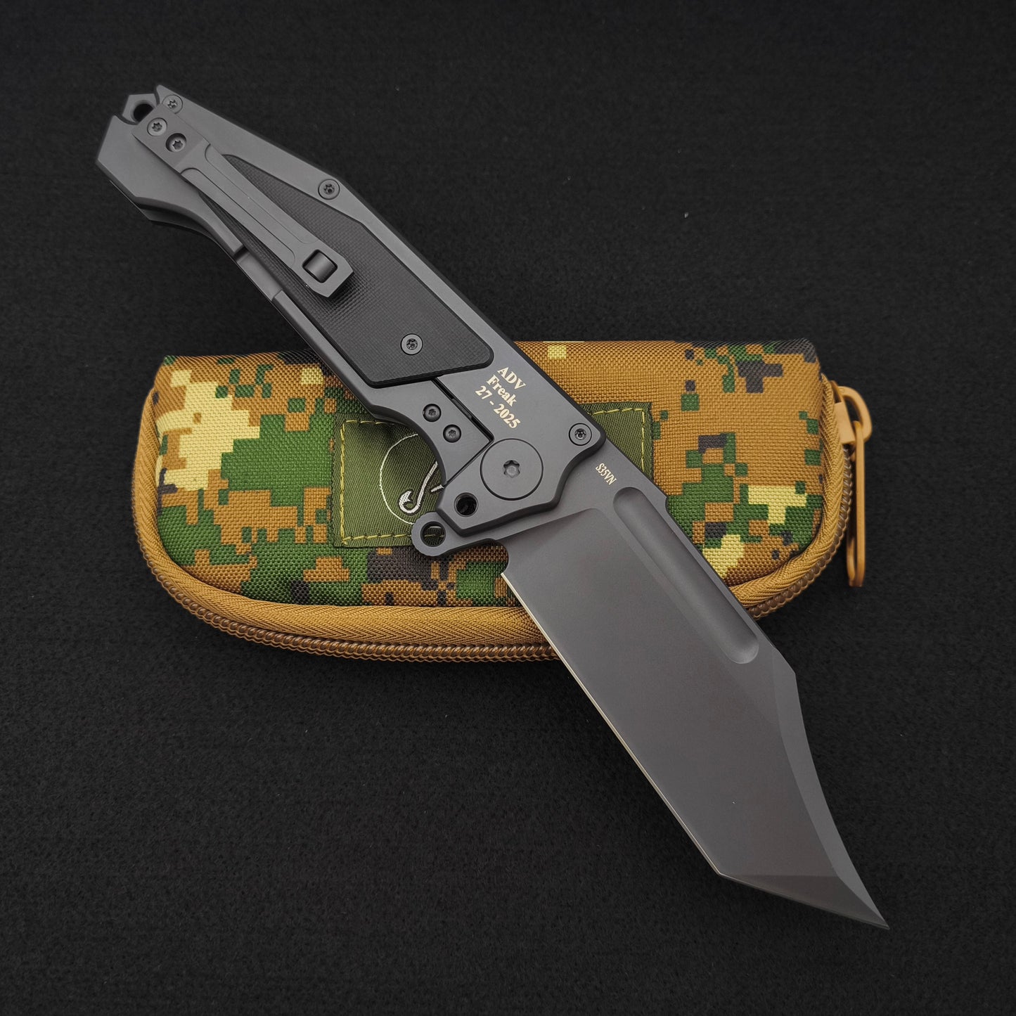 ADV Freak, Kalgard finish Black G10 2