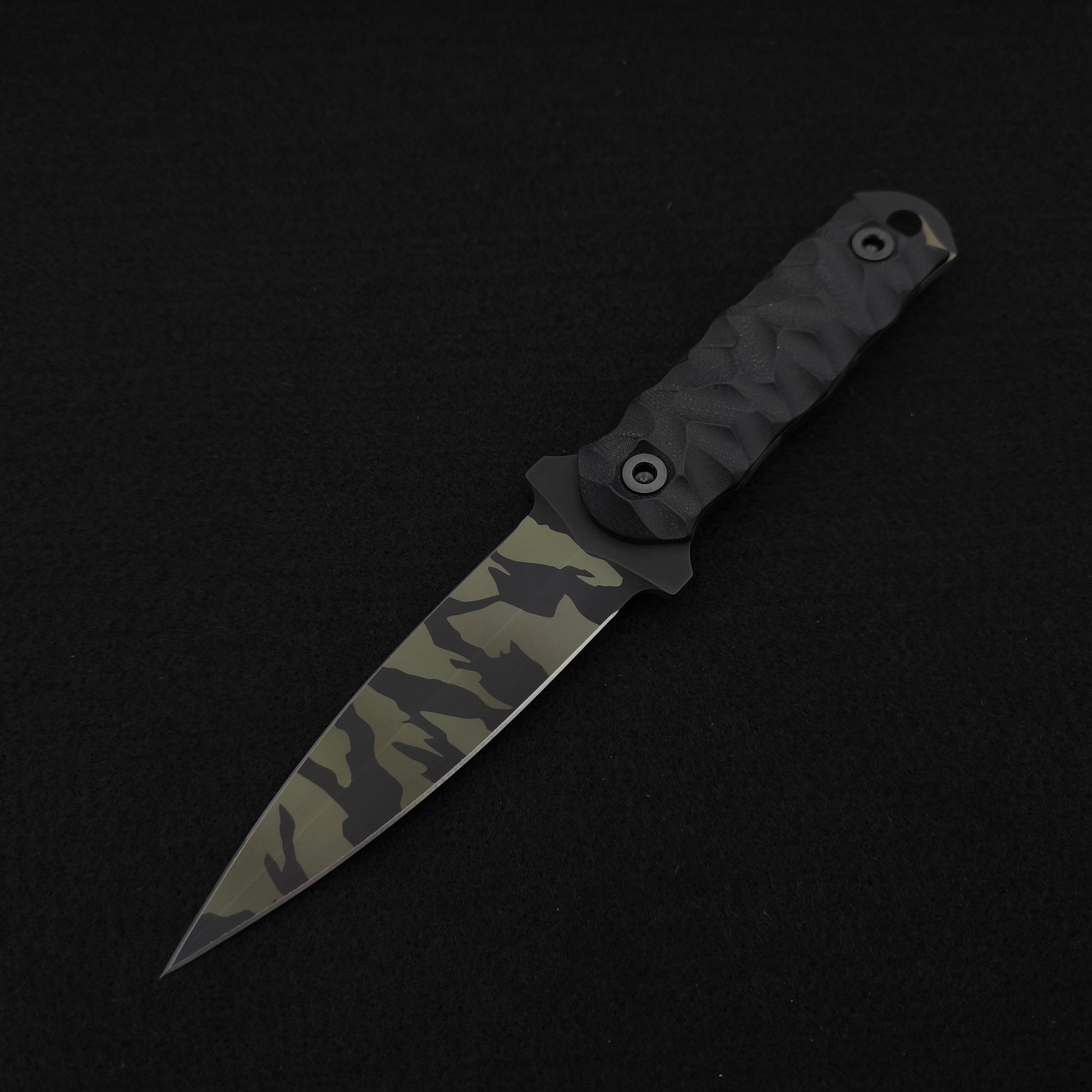 Half Face Blades Combat Dagger Black G10, Tiger Stripe Camo Cerakote 2