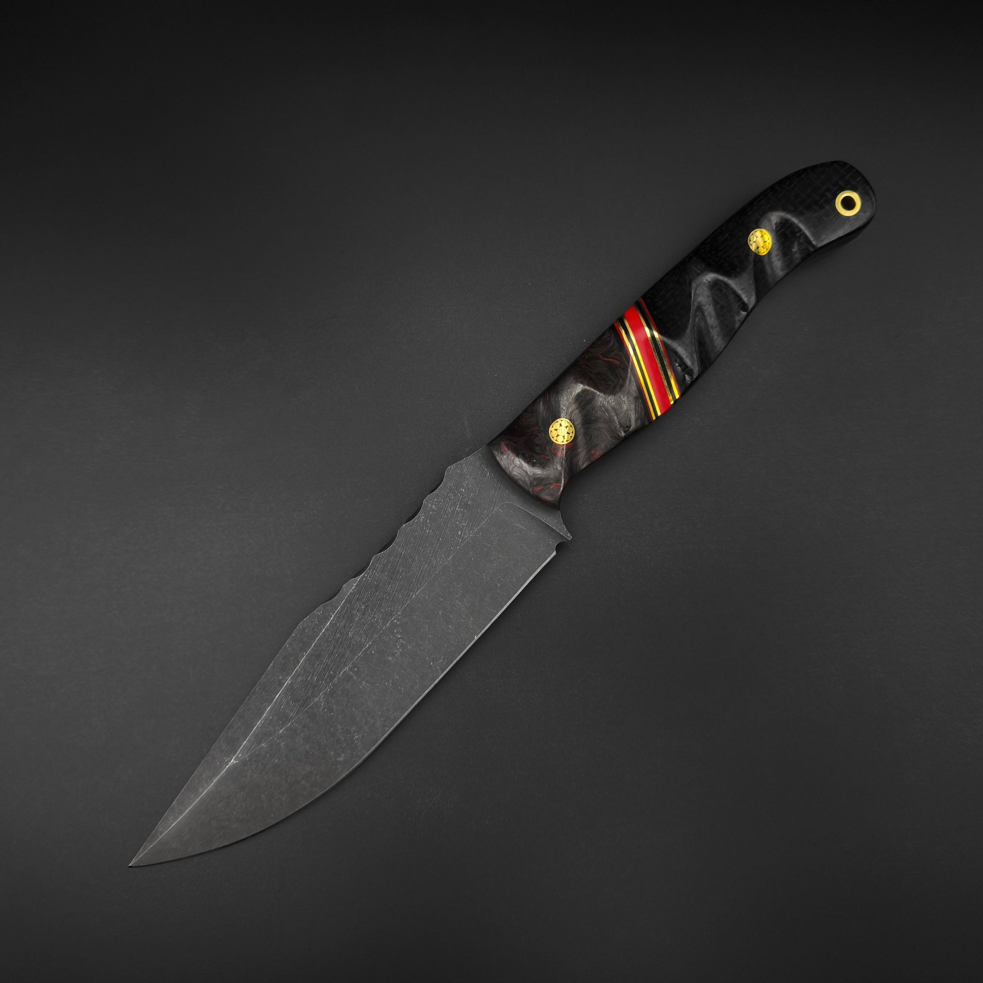 Half Face Blades Crow Scout Drop Point, Red Dark Matter Carbon, Brass Split, Black Burlap Micarta 2