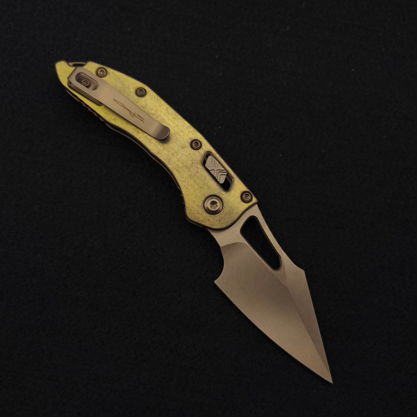 Microtech M-Stitch Ram Lok Bronzed Stonewash, Antique Gold Marfione Select