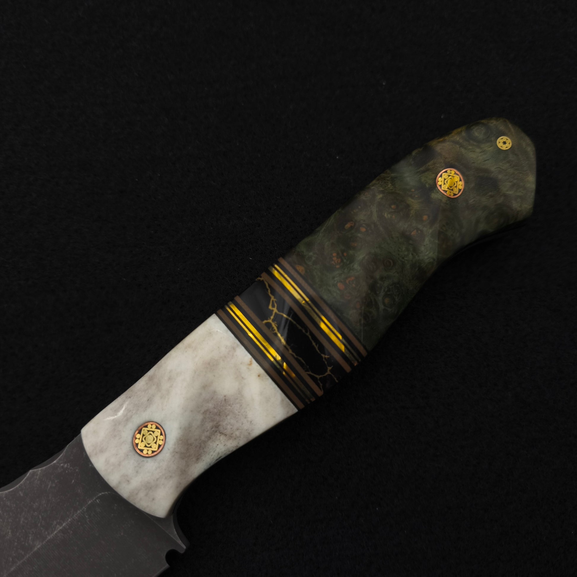 Half Face Blades Field Knife Elk Antler, Dyed Black Ash 3