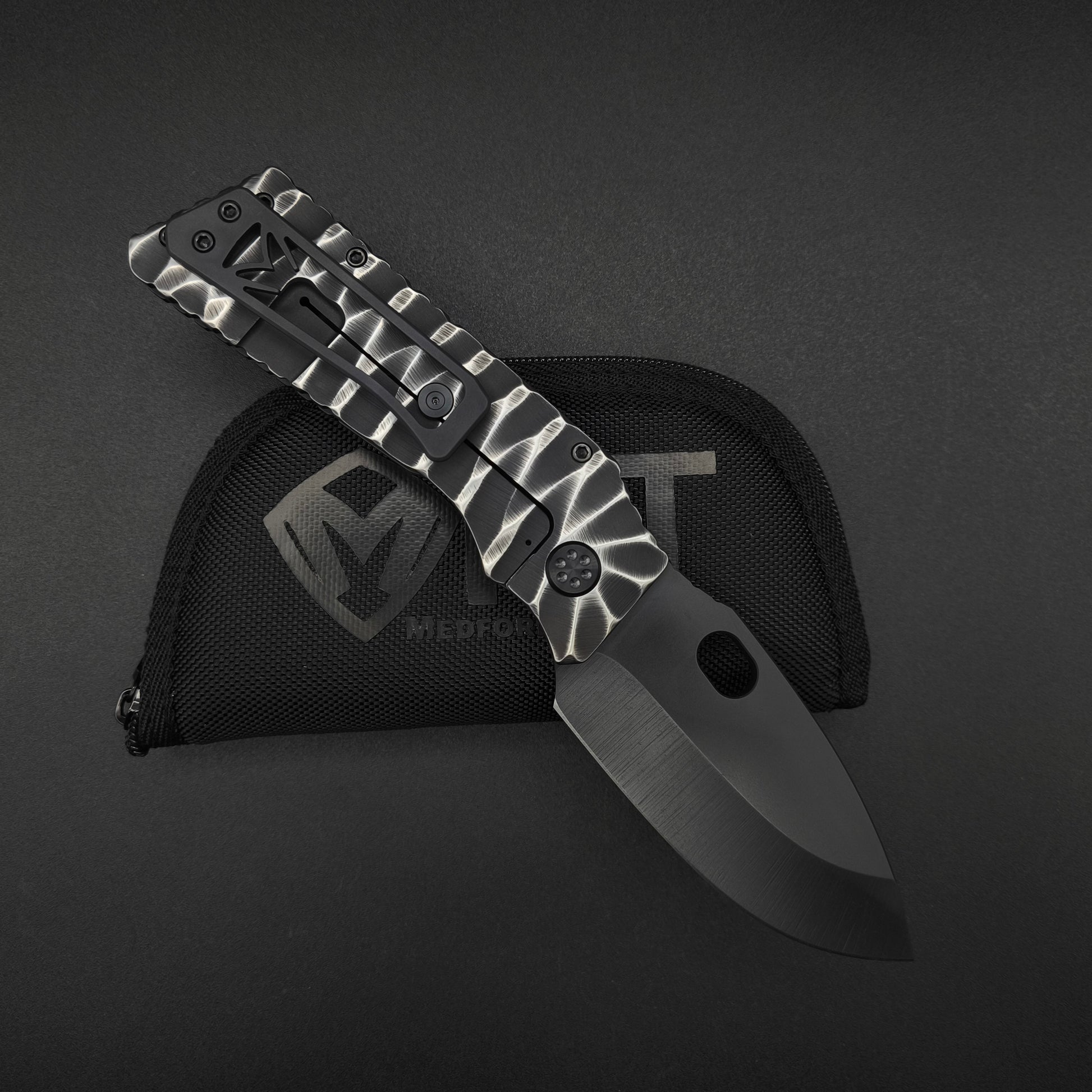 Medford Fat Daddy MagnaCut DLC, Black with Silver Predator 2