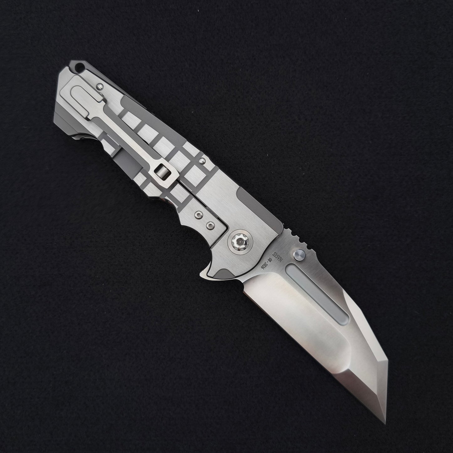 ADV Invader Satin Titanium Frag 2