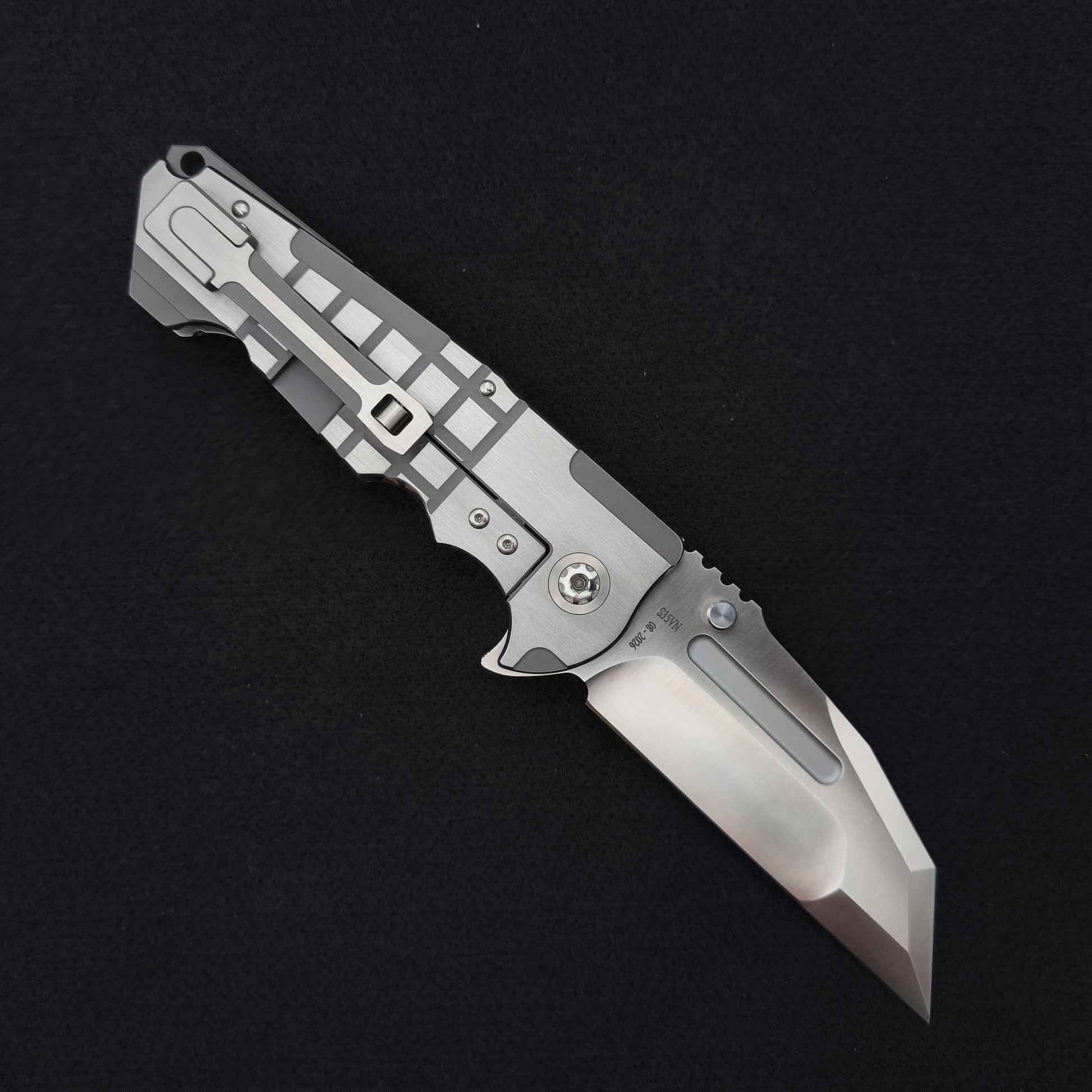 ADV Invader Satin Titanium Frag 2