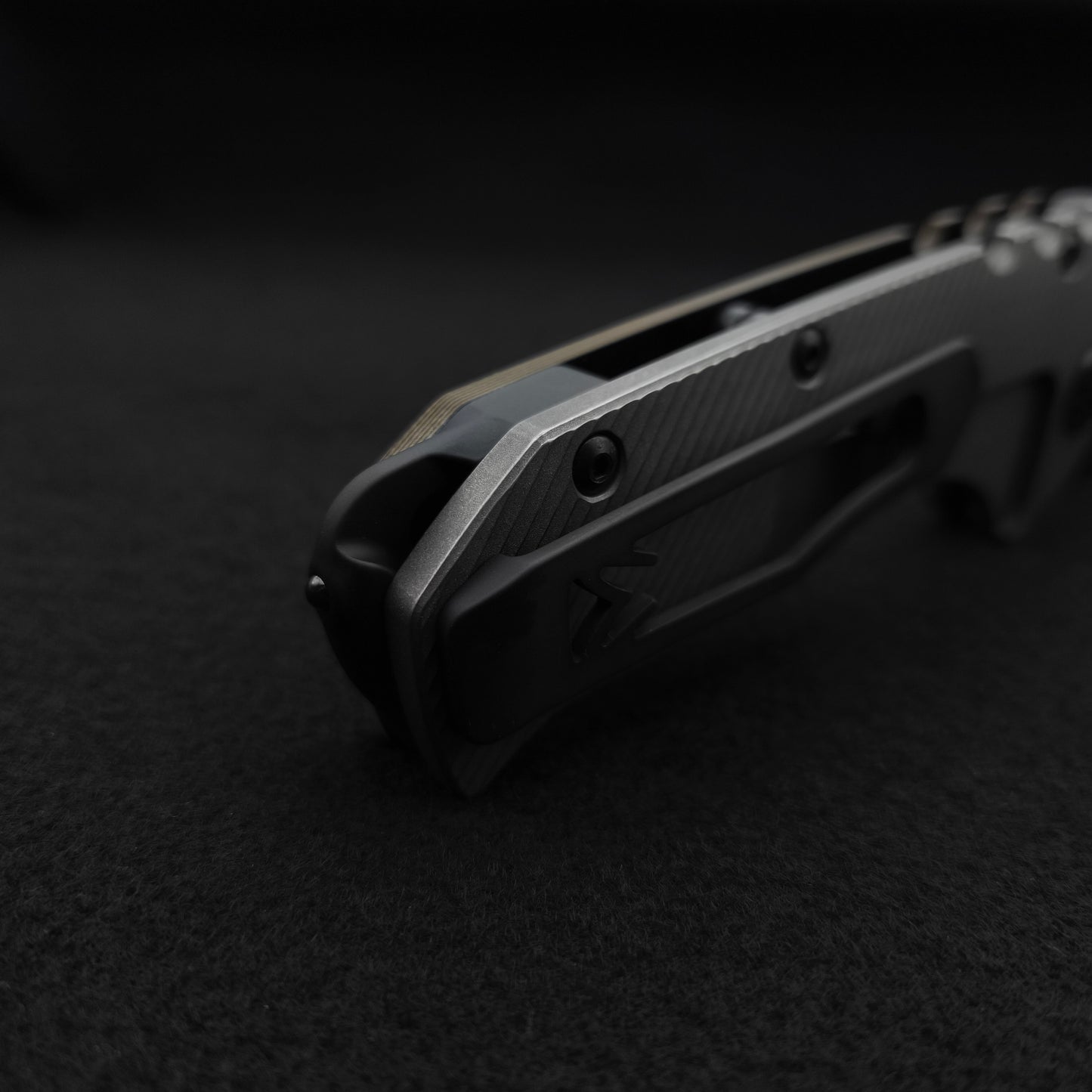 Medford Praetorian Ti-C DLC Drop Point, Black Tan Contoured G10 Titan 4