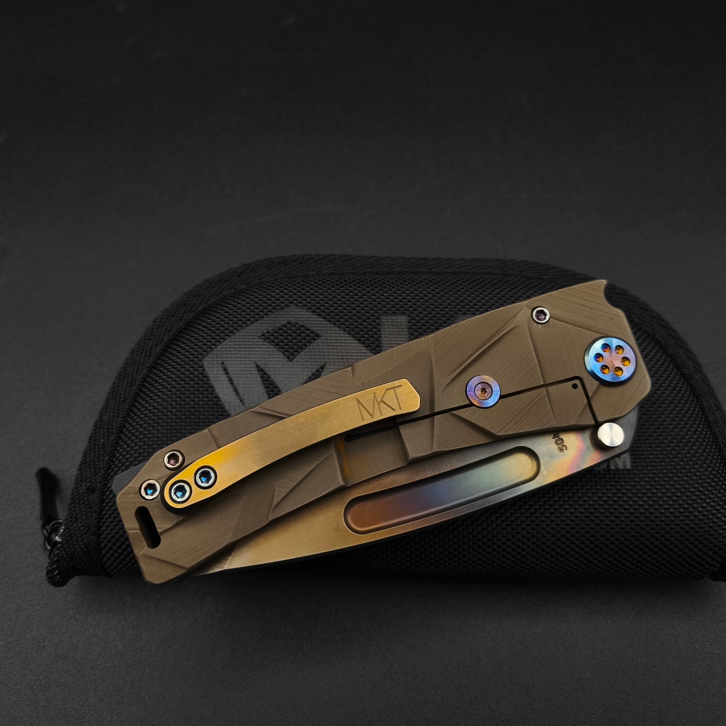 Medford Marauder H, Vulcan Tanto, Bronze Stained Glass