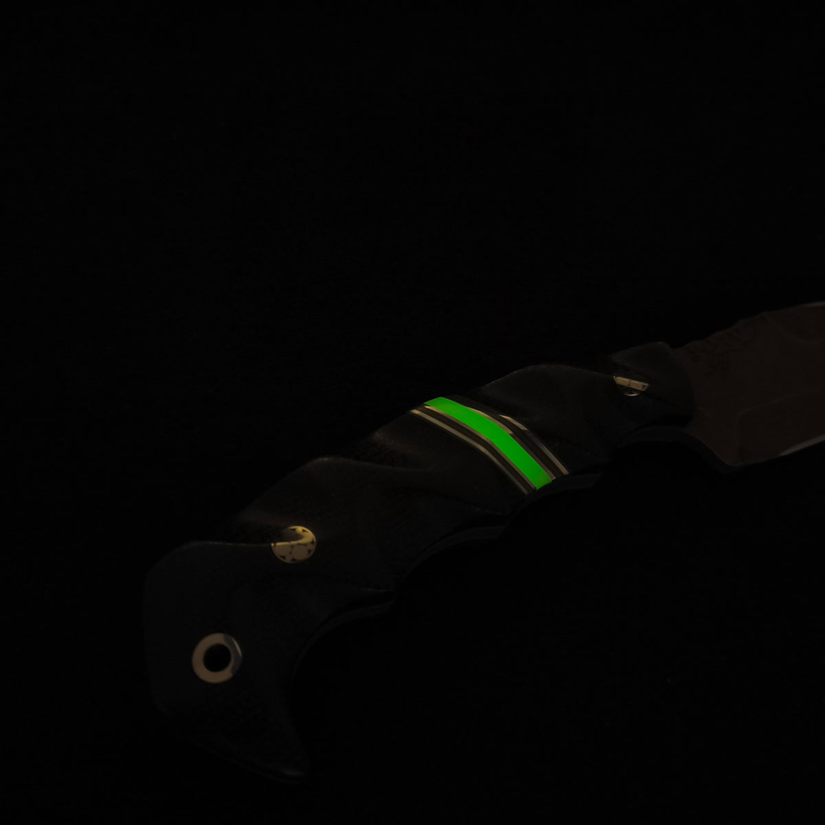 Half Face Blades HUMINT 4" Black Canvas Micarta, Grey G10, Glow Resin Split