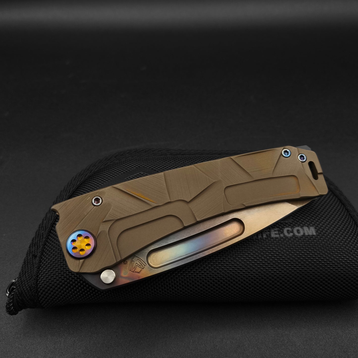 Medford Marauder H, Vulcan Tanto, Bronze Stained Glass