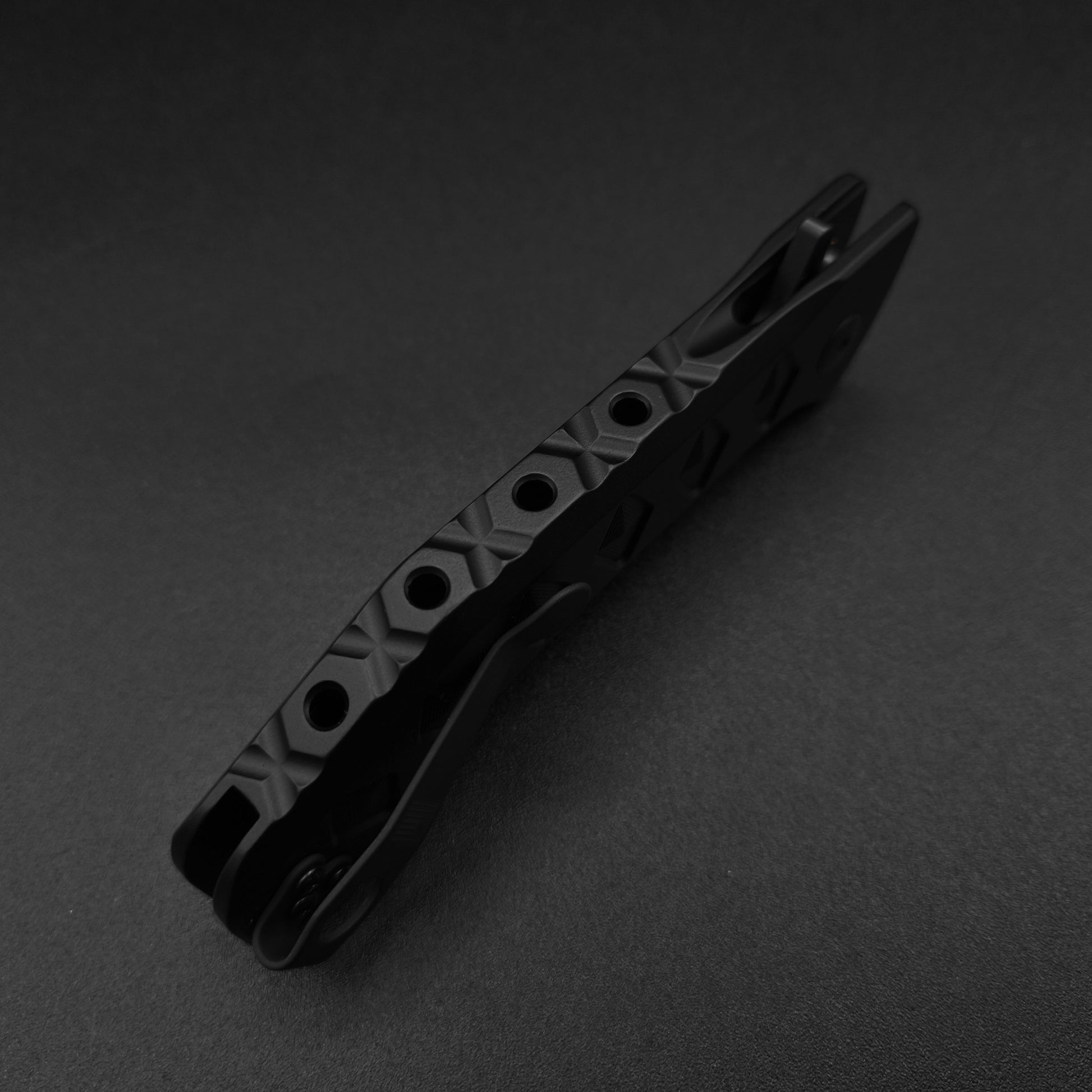 Half Face Blades Kwaiken Folder Anodized Black Handle, Black Nitride Blade 6