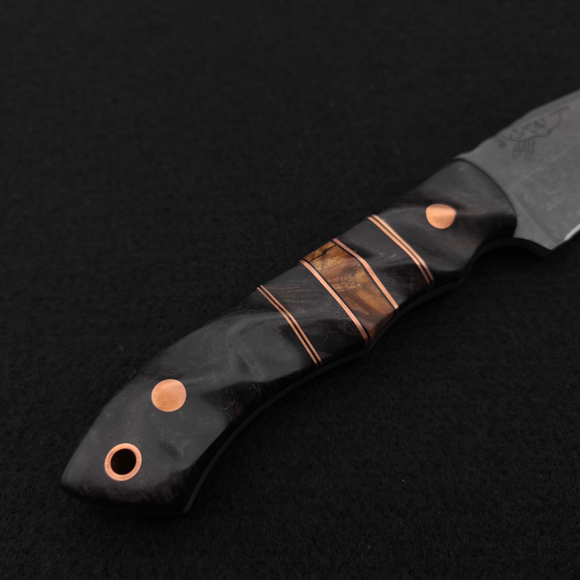 Half Face Blades Red Crow Dyed Redwood, Dyed Maple, Magnacut 3