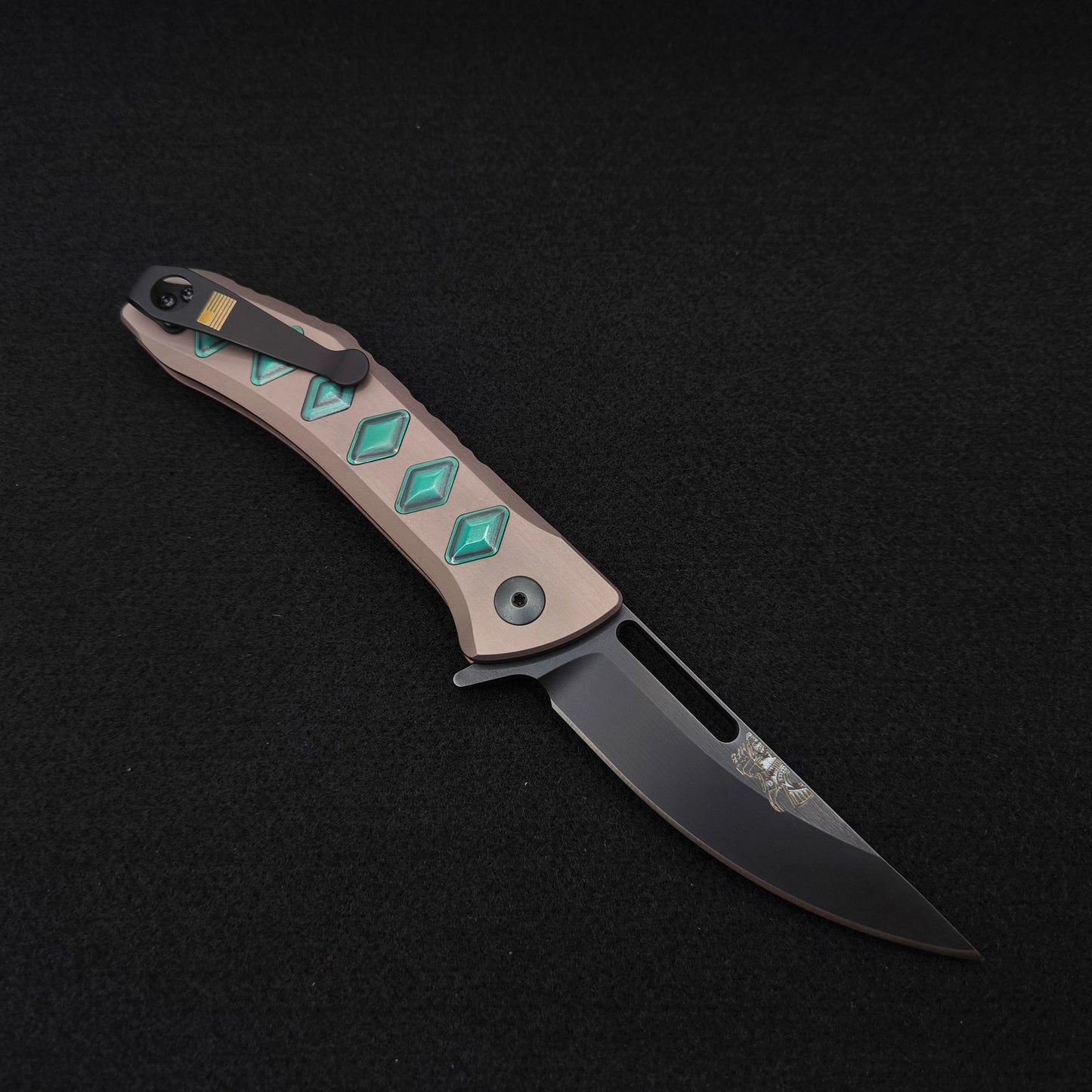 Half Face Blades Custom Kwaiken Folder Aquamarine Camoquartz, Anodized Grey 1