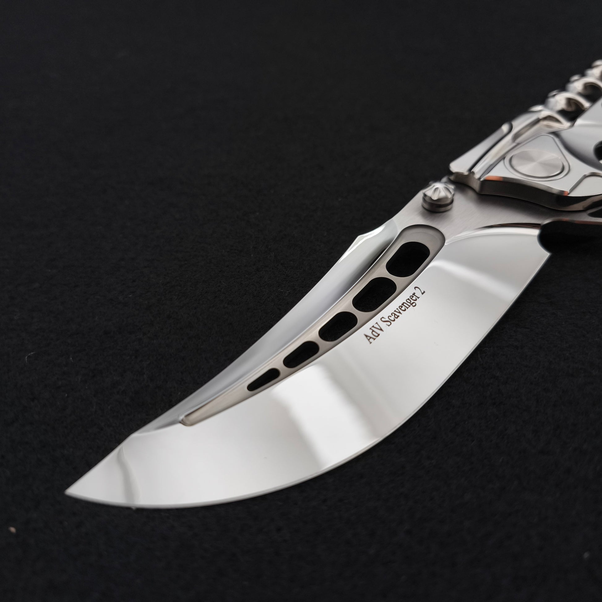 ADV Scavenger Gen 2, Integral Titanium Handle, Satin and Mirror finish, M390 3
