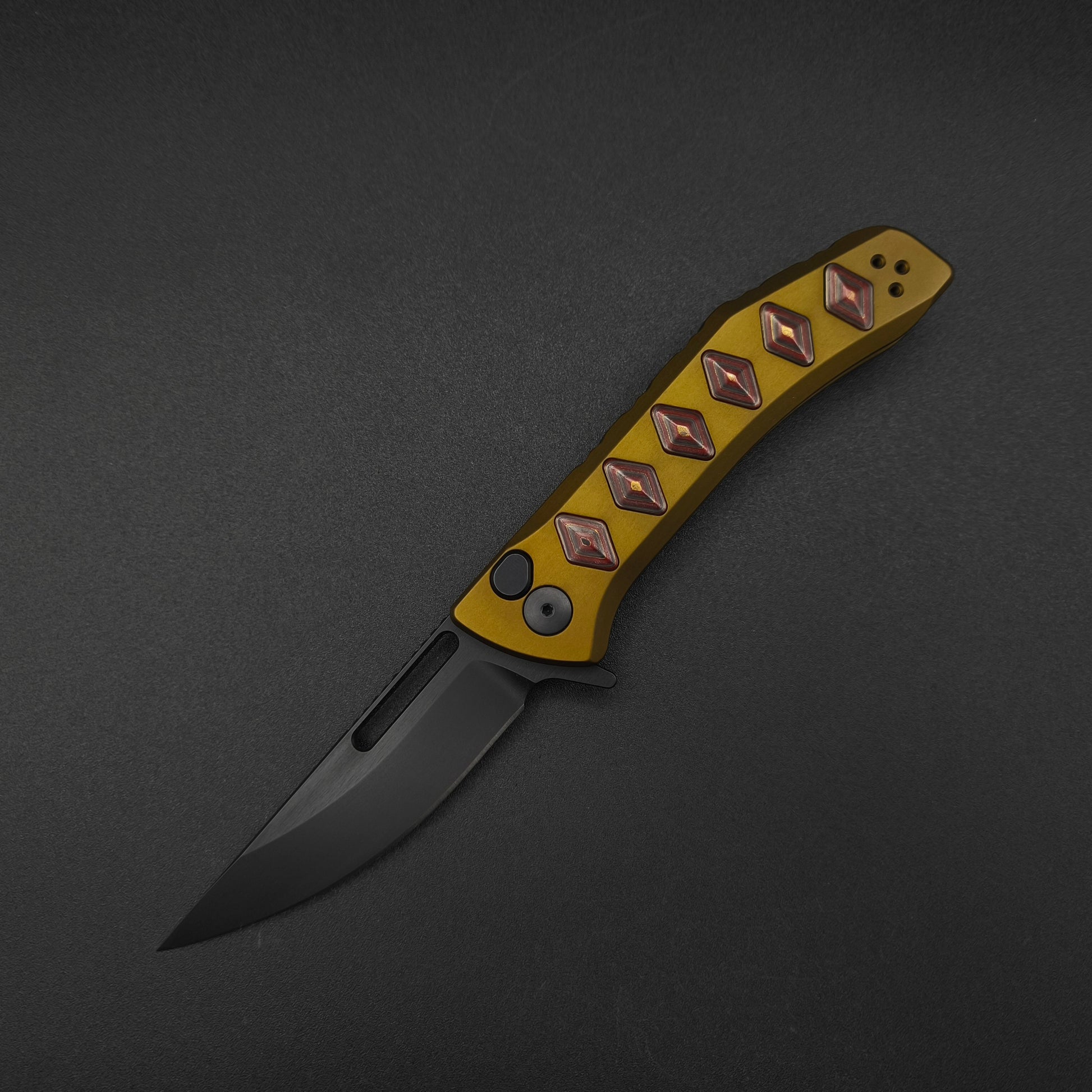 Half Face Blades Custom Kwaiken Folder Red Camo Quartz 2