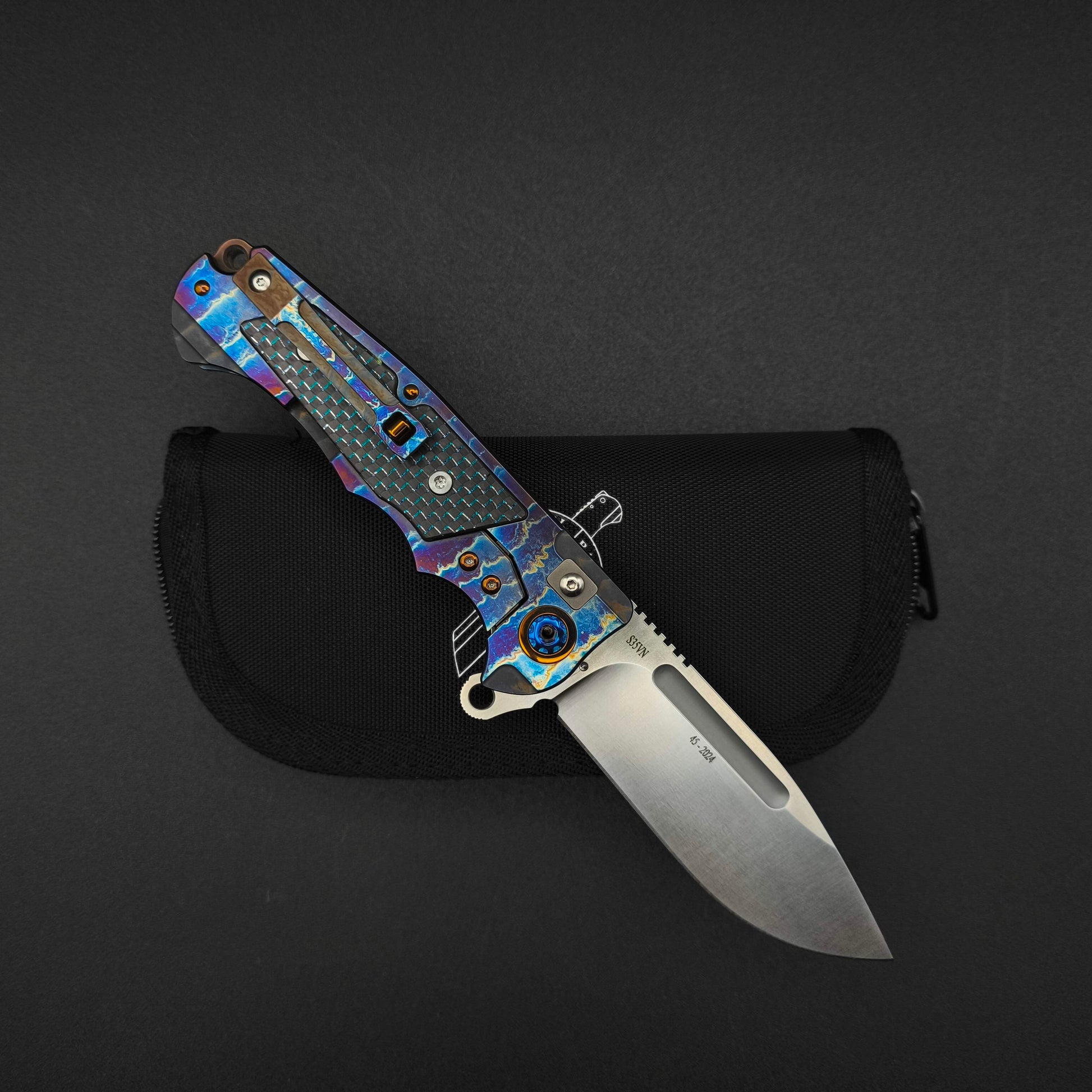 ADV Ratel Acid Rain, Black and Blue Carbon Fiber 2