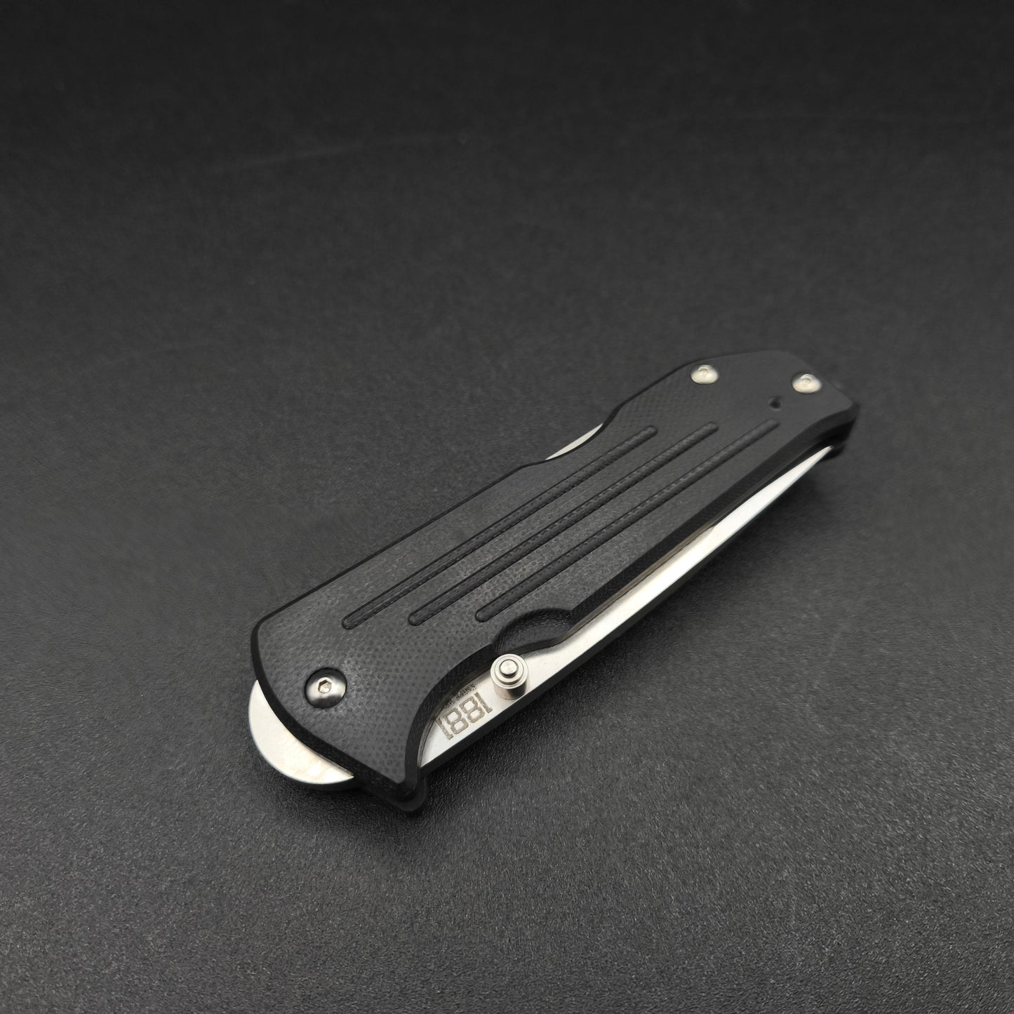 Medford 1881 Bourbon Drop Point Black