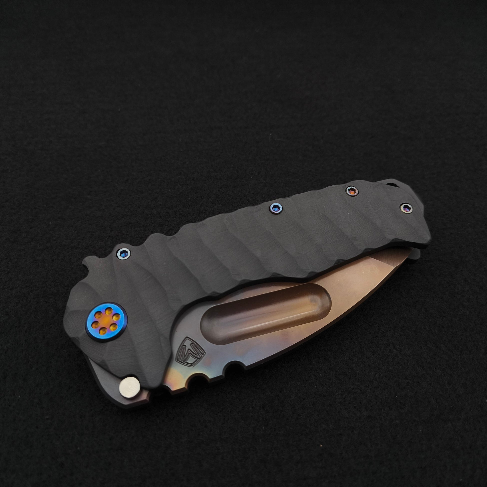 Medford Praetorian Ti, Vulcan Tanto, DLC Twisted Predator 4