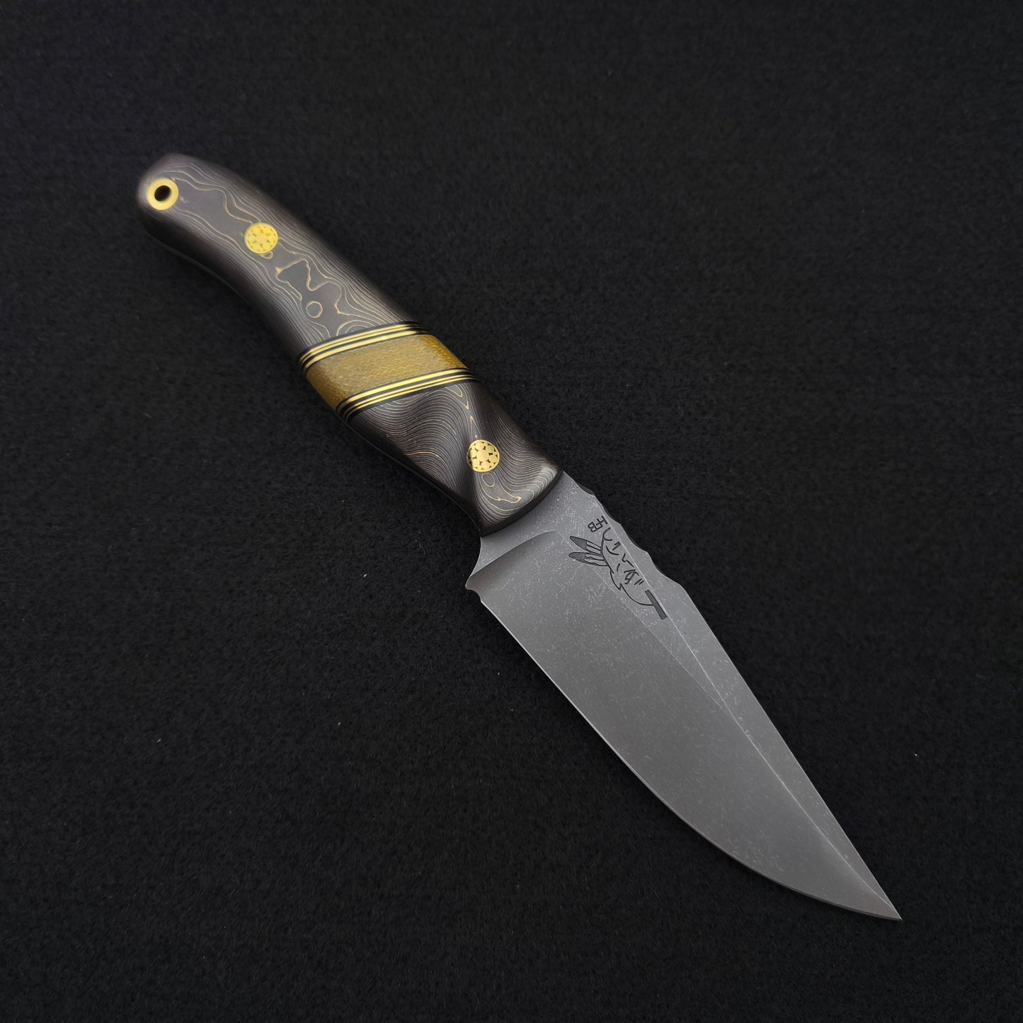 Half Face Blades Drop Point Scalper, Gold Camo Carbon 1
