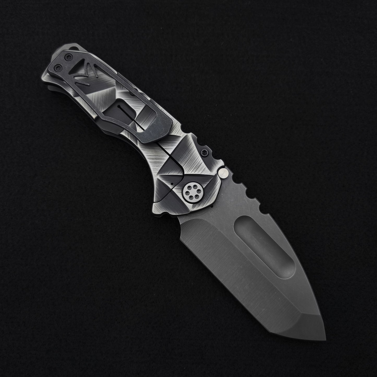 Medford Praetorian Ti Acid Distressed Tanto, Black and Silver Stained Glass 2