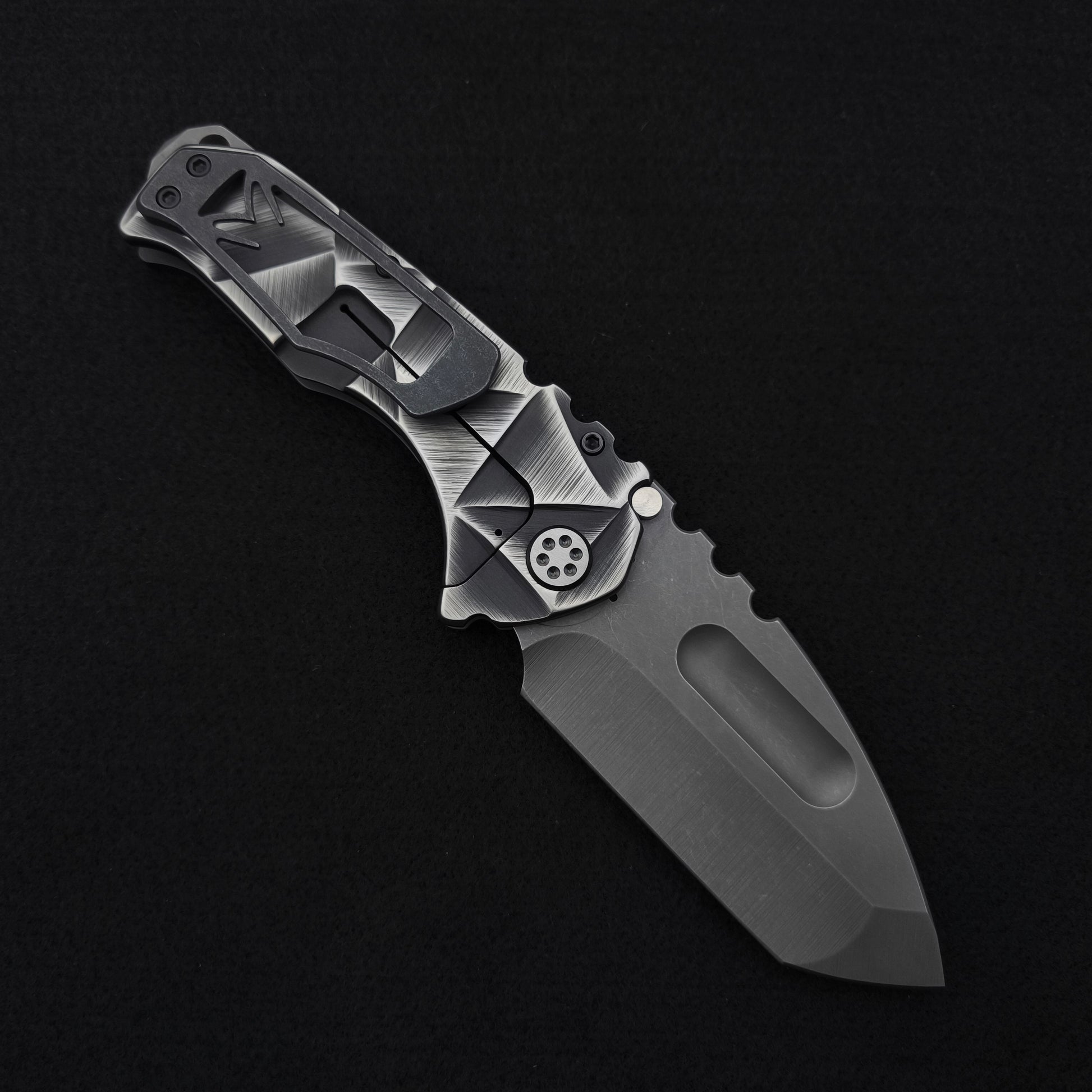 Medford Praetorian Ti Acid Distressed Tanto, Black and Silver Stained Glass 2