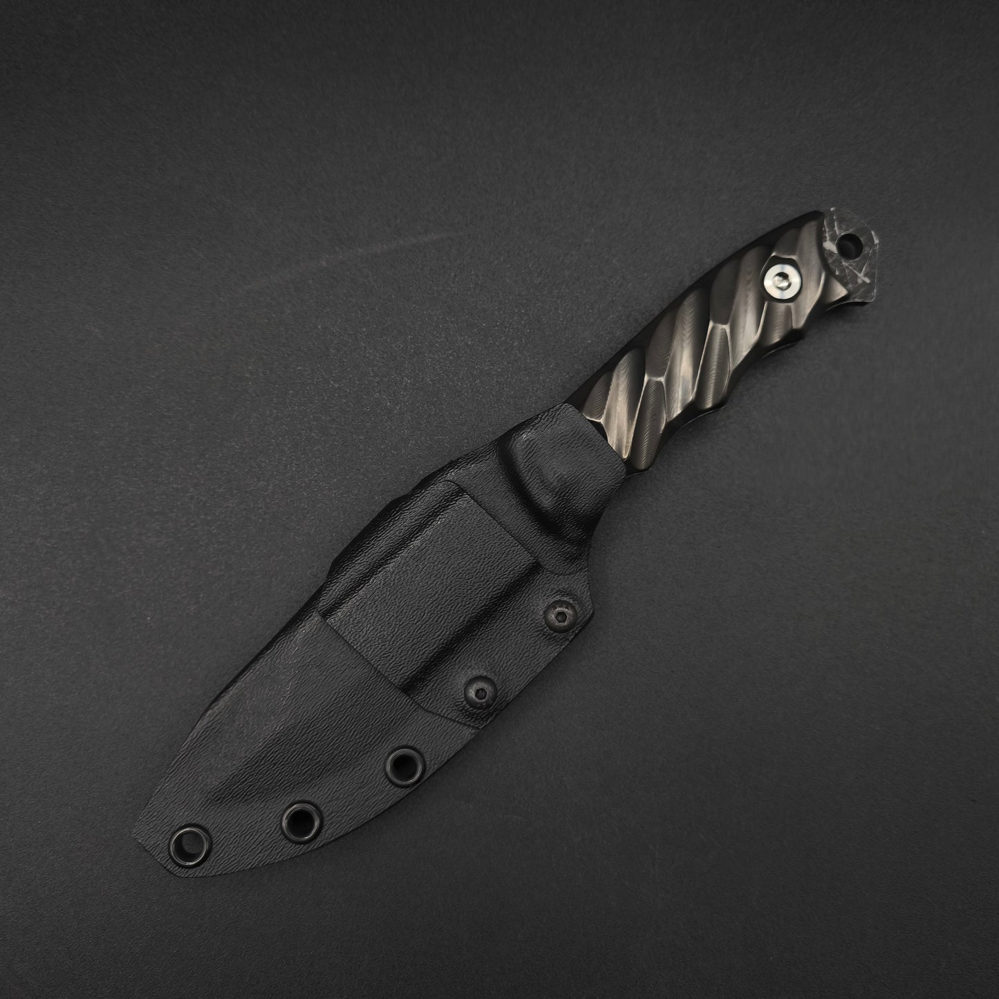 Half Face Blades Disaster Jr Black Dunes Carbon 5