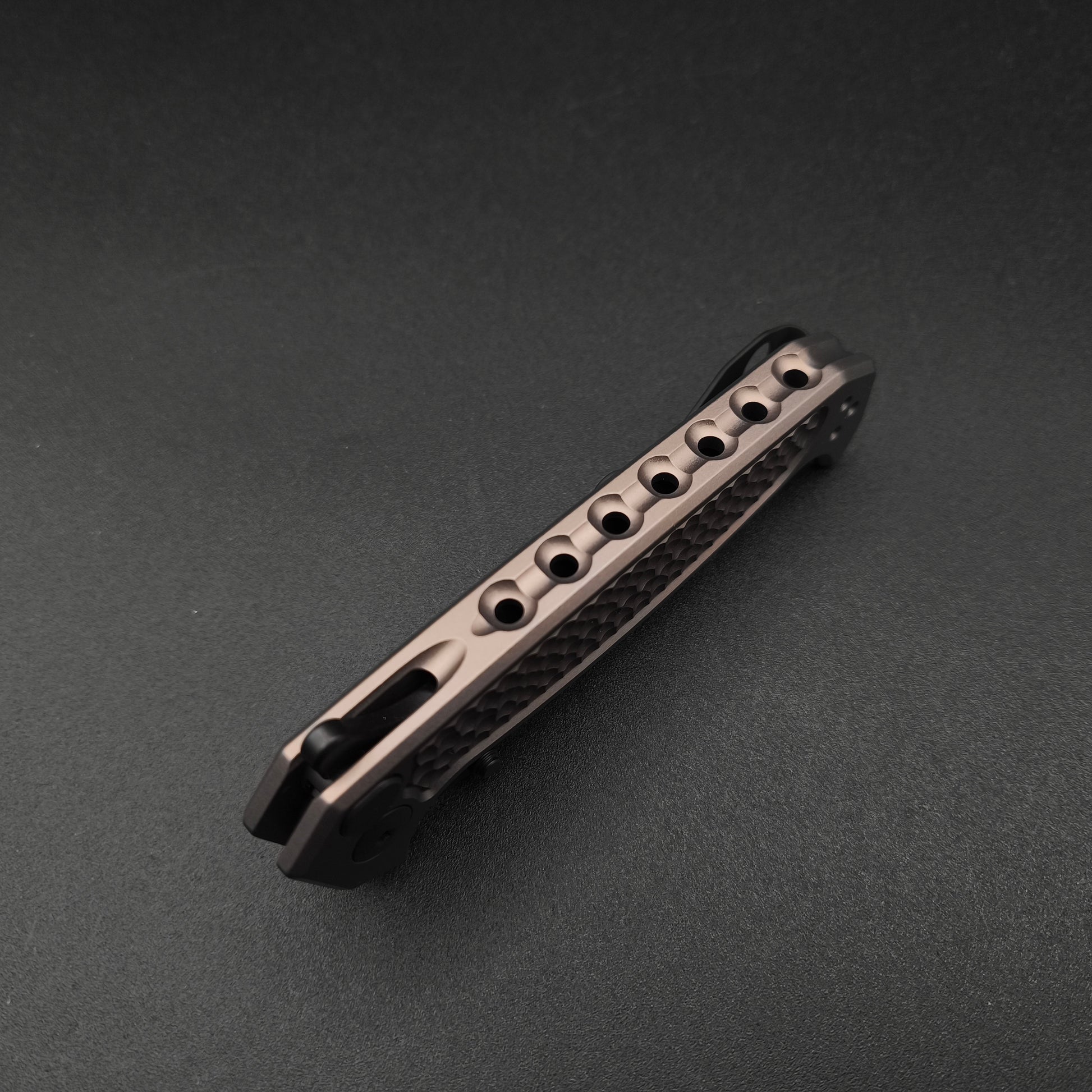 Half Face Blades Disaster Folder, Anodized Grey, nitride black blade 5
