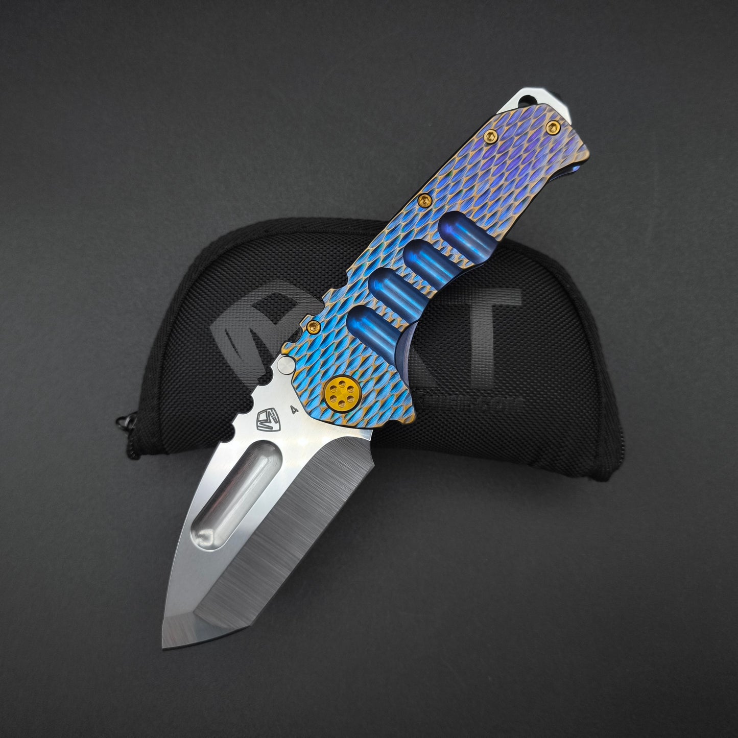 Medford Praetorian Ti Tanto, Violet Blue Fade Dragon Skin 1