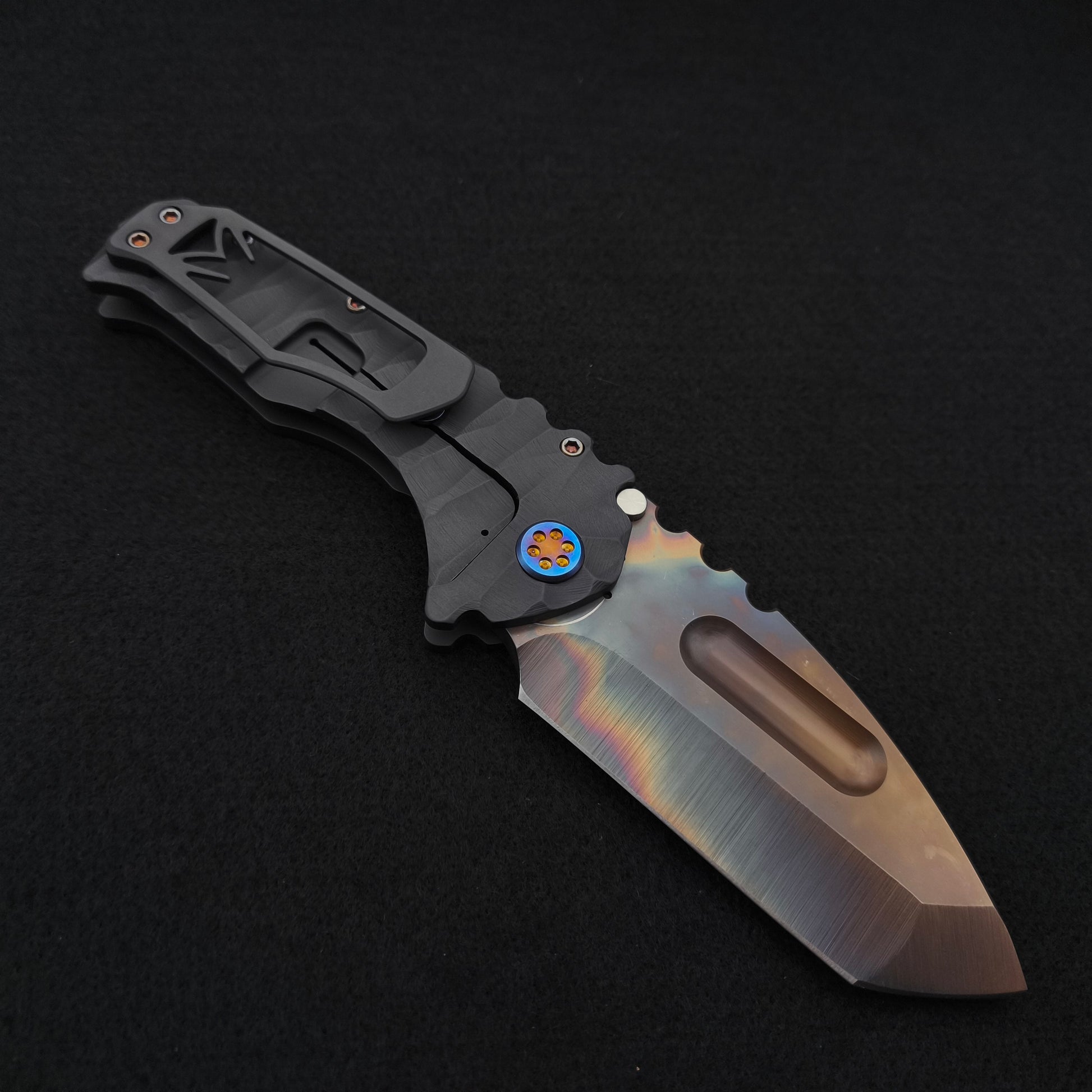 Medford Praetorian Ti, Vulcan Tanto, DLC Twisted Predator 2