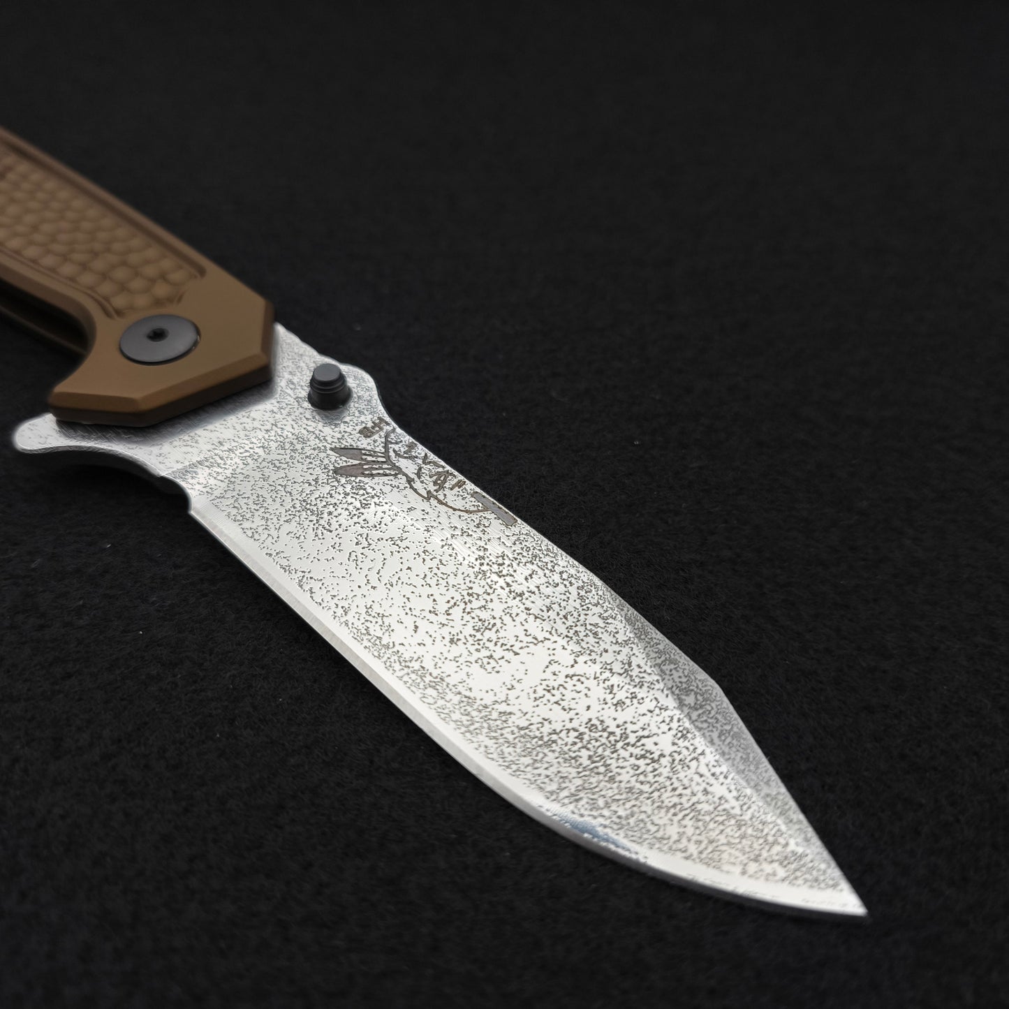 Half Face Blades Custom Disaster Folder, Anodized OD Green Handle, Acid Splash Blade