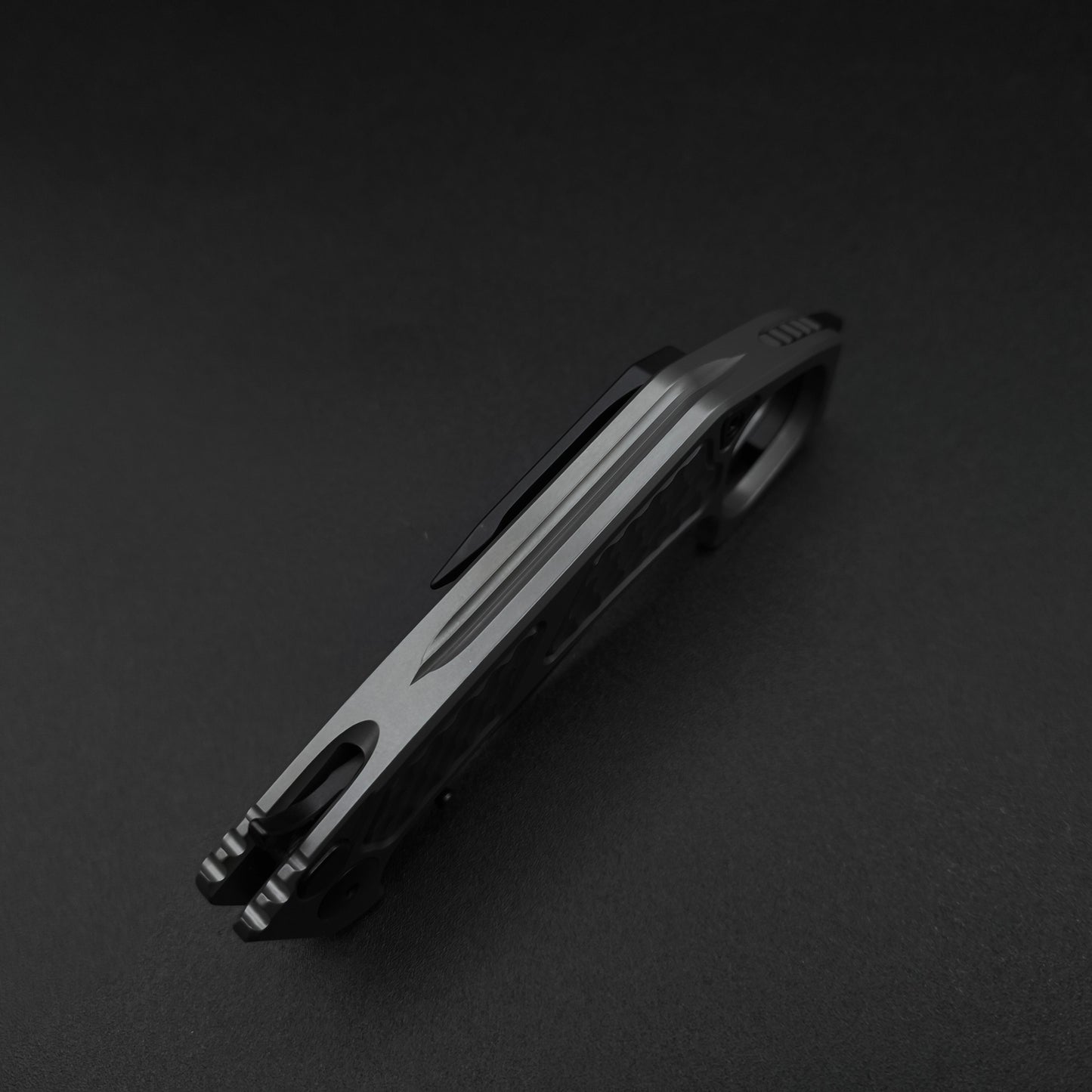 Half Face Blades SHPOS monolithic folder, grey body, Gen 3