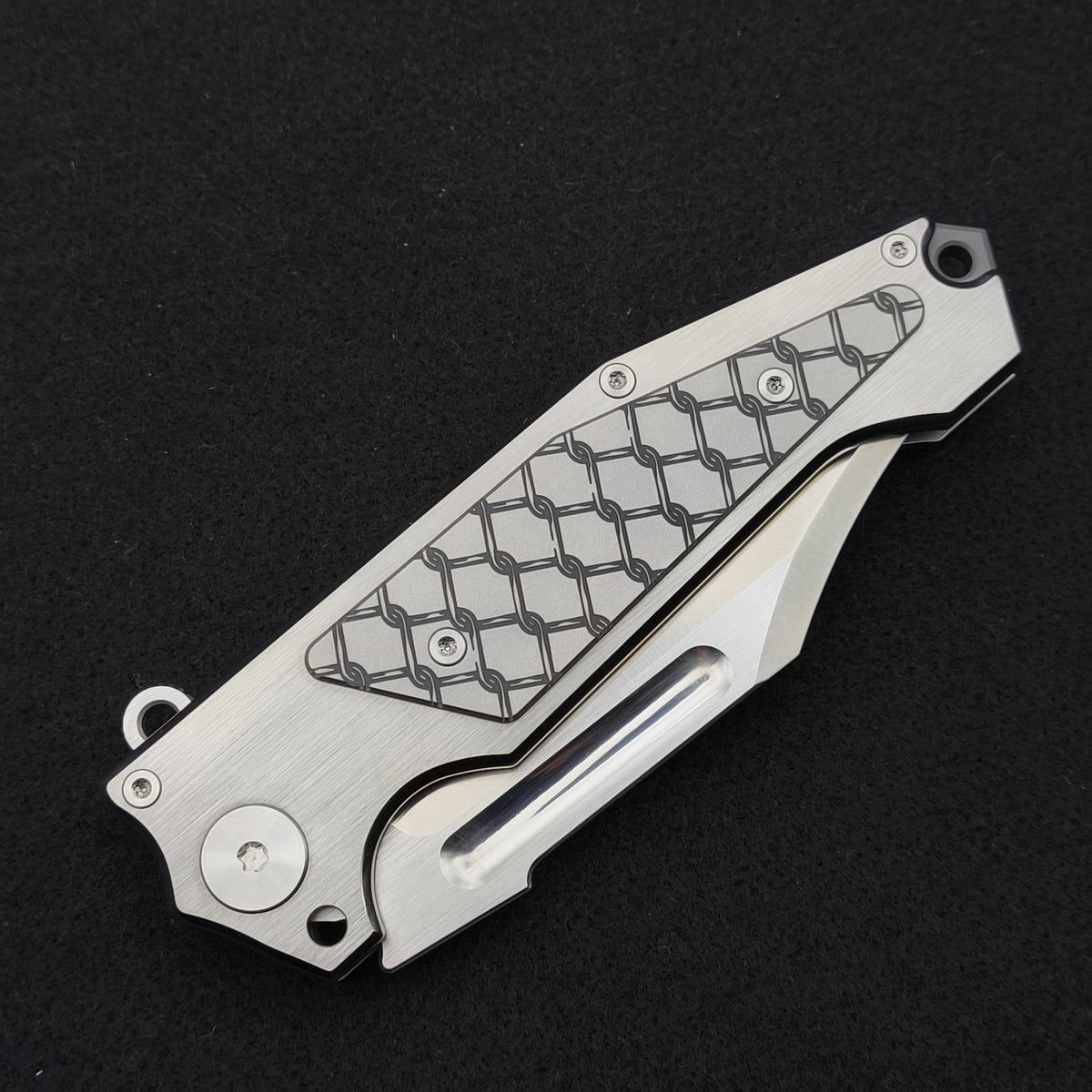 ADV Freak, Satin Titanium Border finish 3