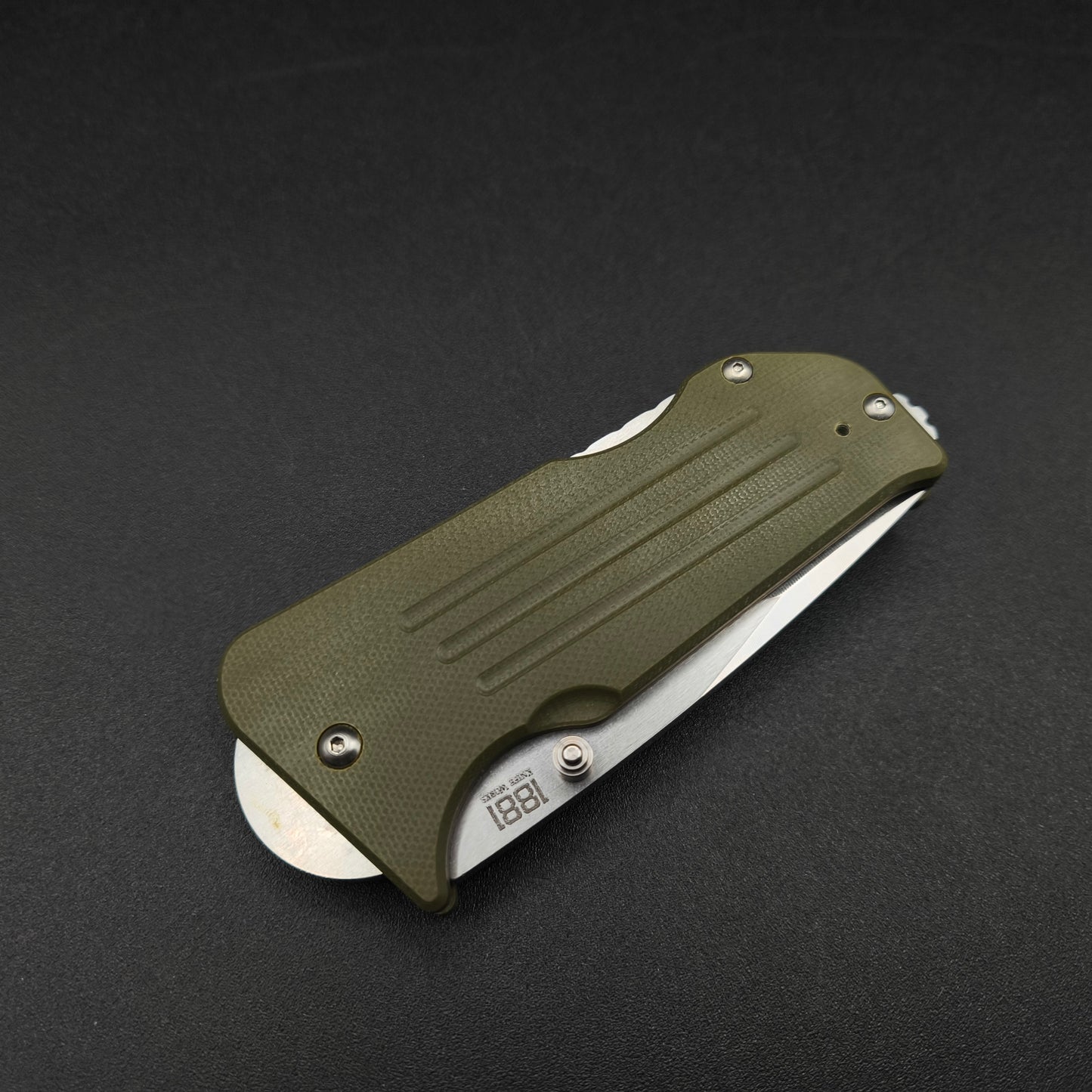 Medford 1881 Broadway Drop Point OD Green