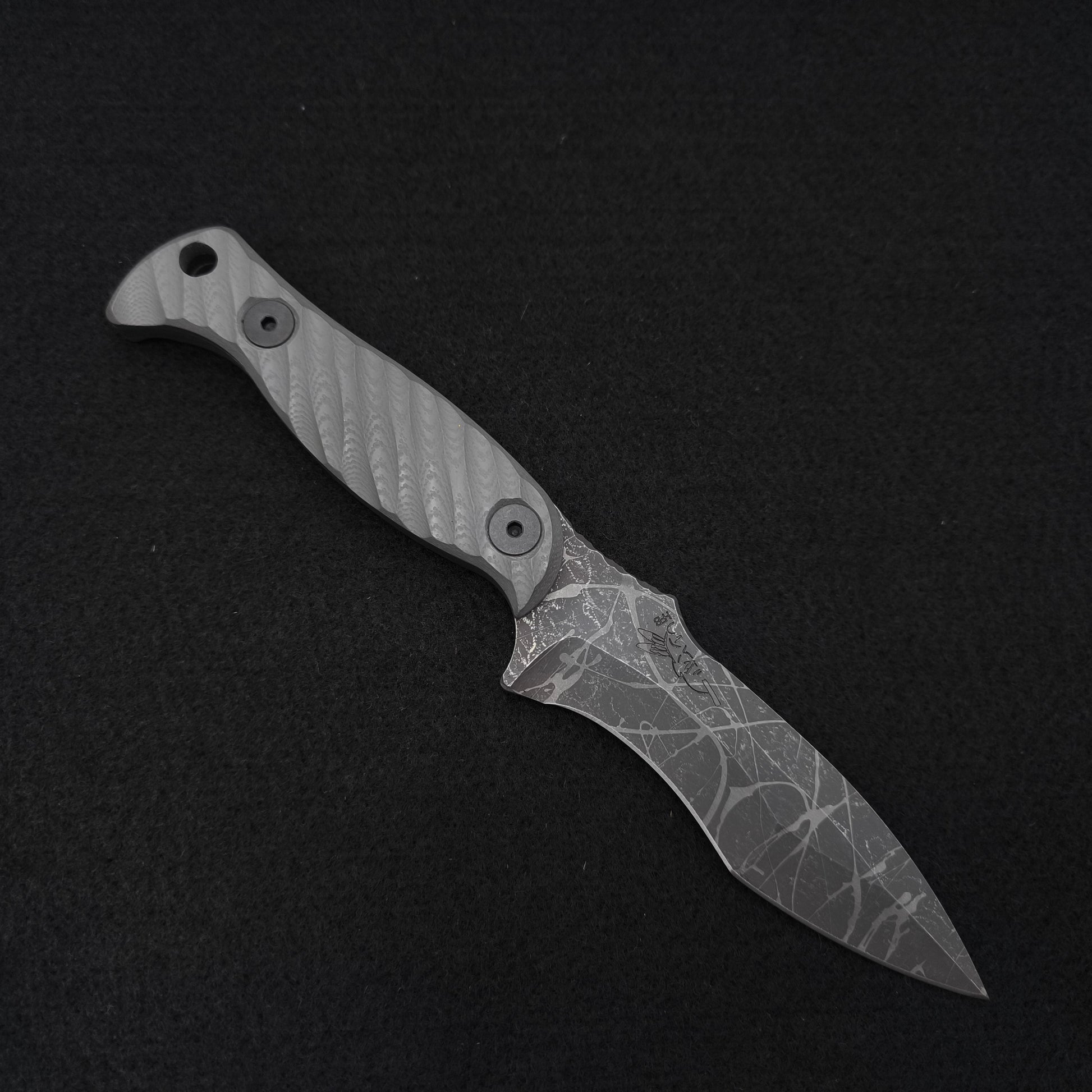 Half Face Blades Extremis MK1 Gray G10 1