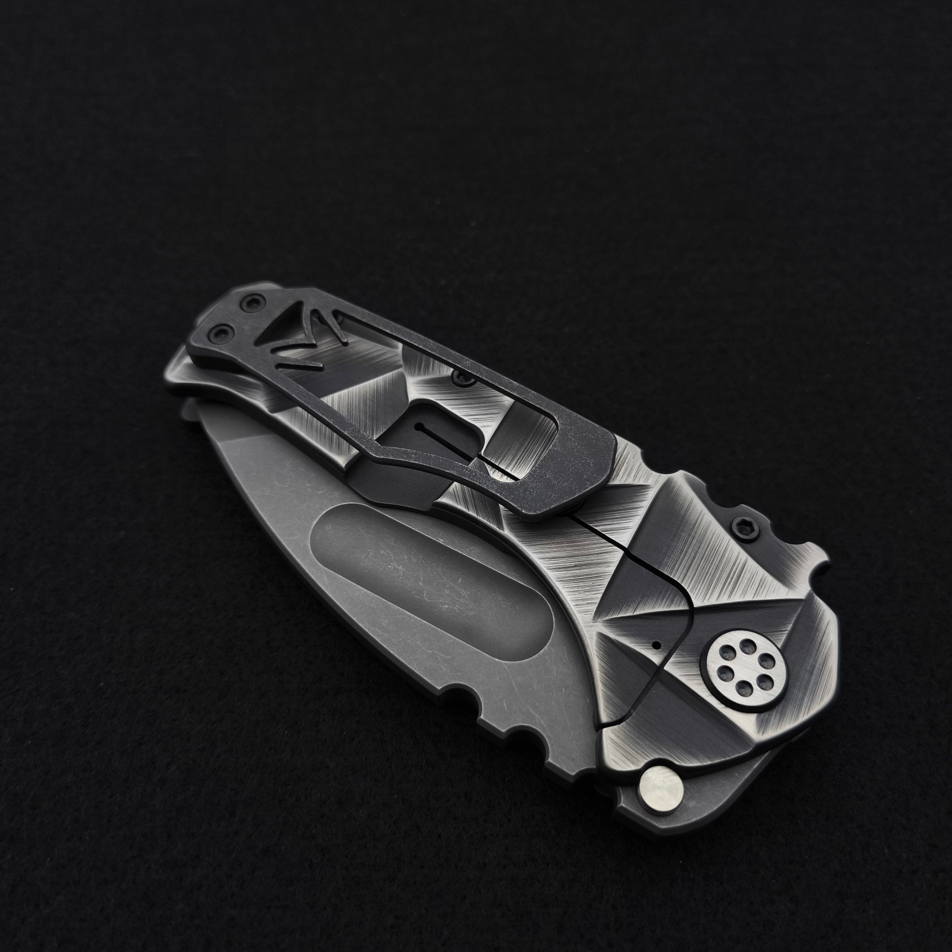 Medford Praetorian Ti Acid Distressed Tanto, Black and Silver Stained Glass 5